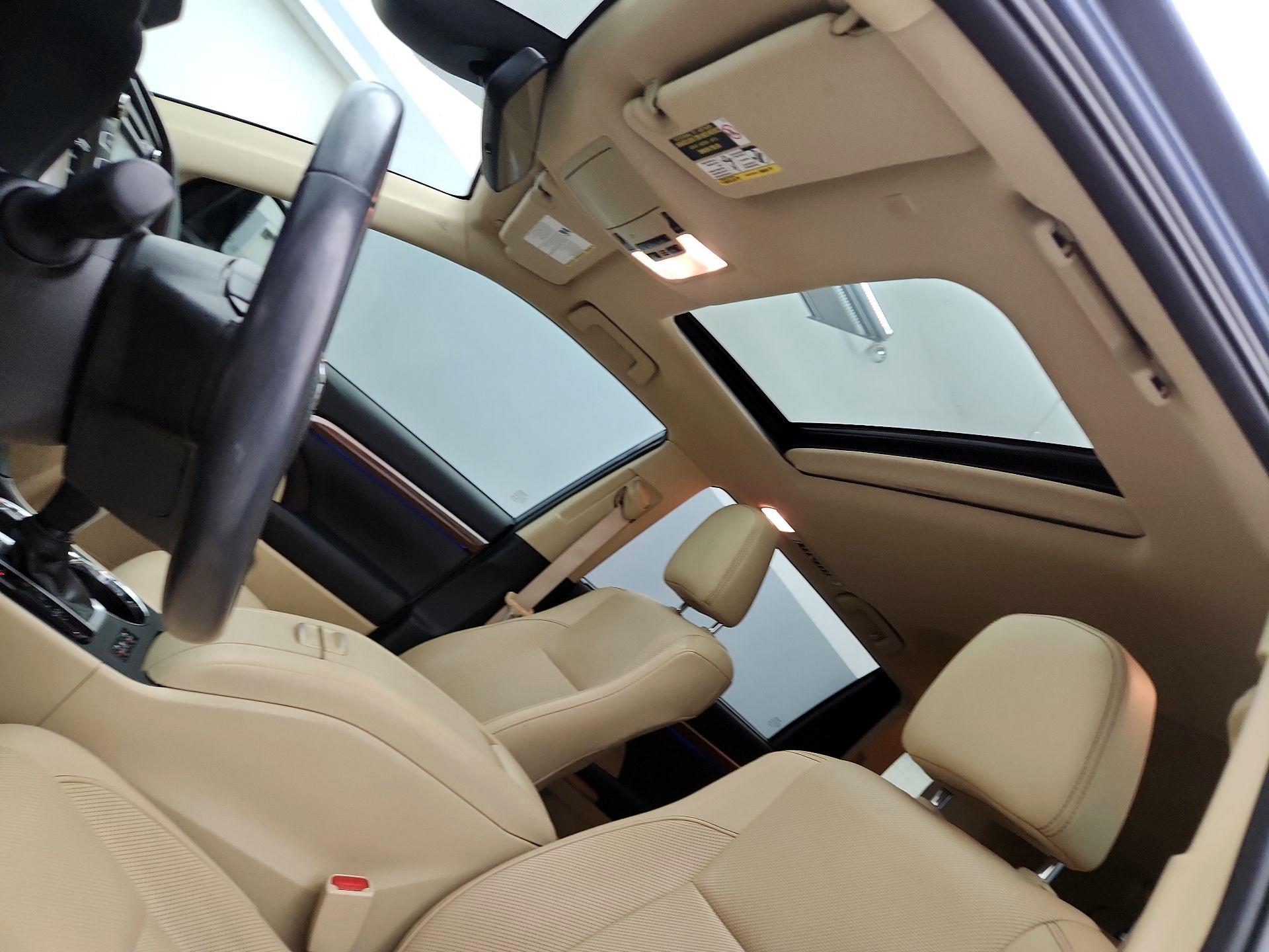 Thumbnail: 2019 Toyota Highlander - 19