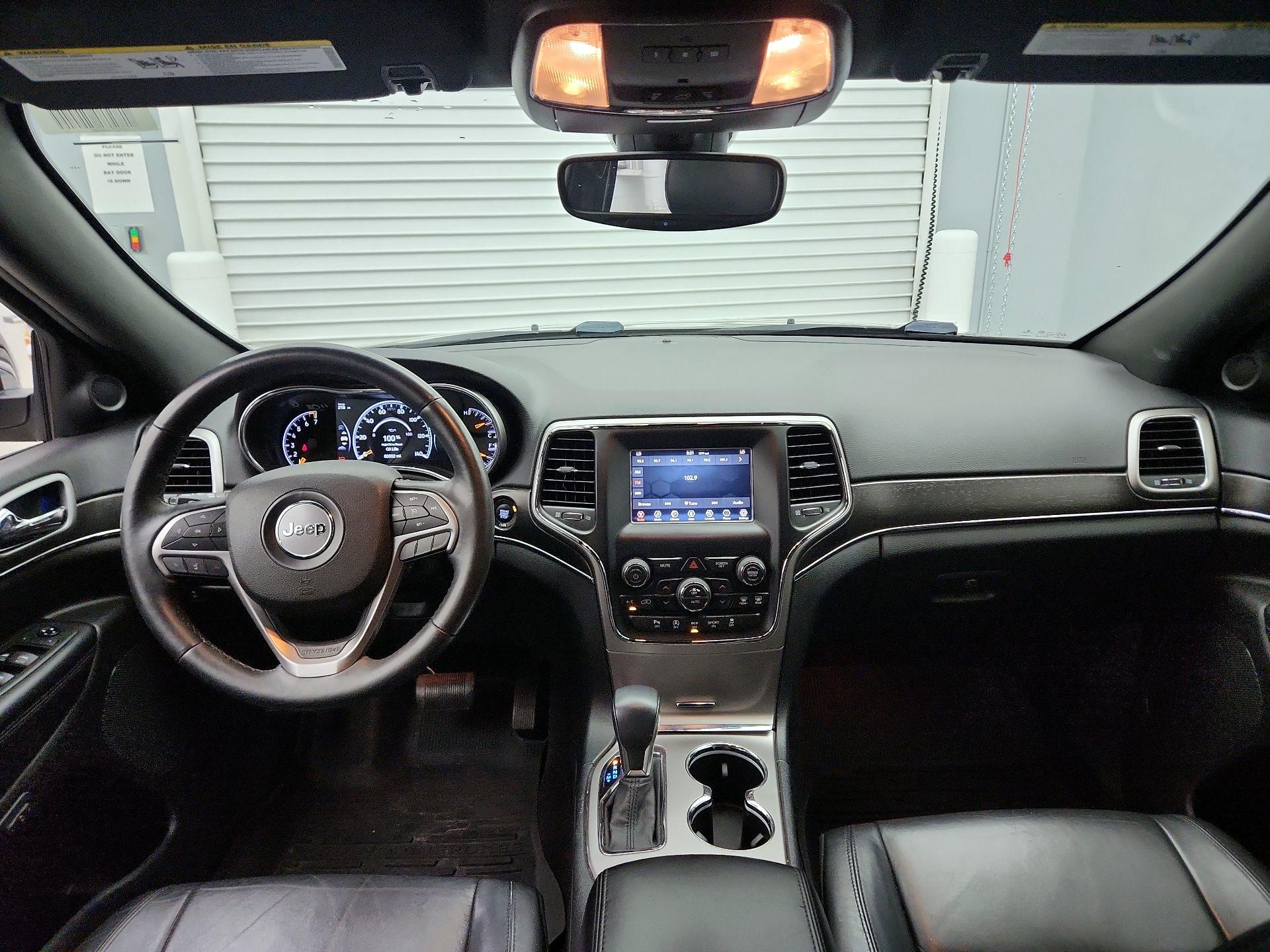 Thumbnail: 2018 Jeep Grand Cherokee - 9