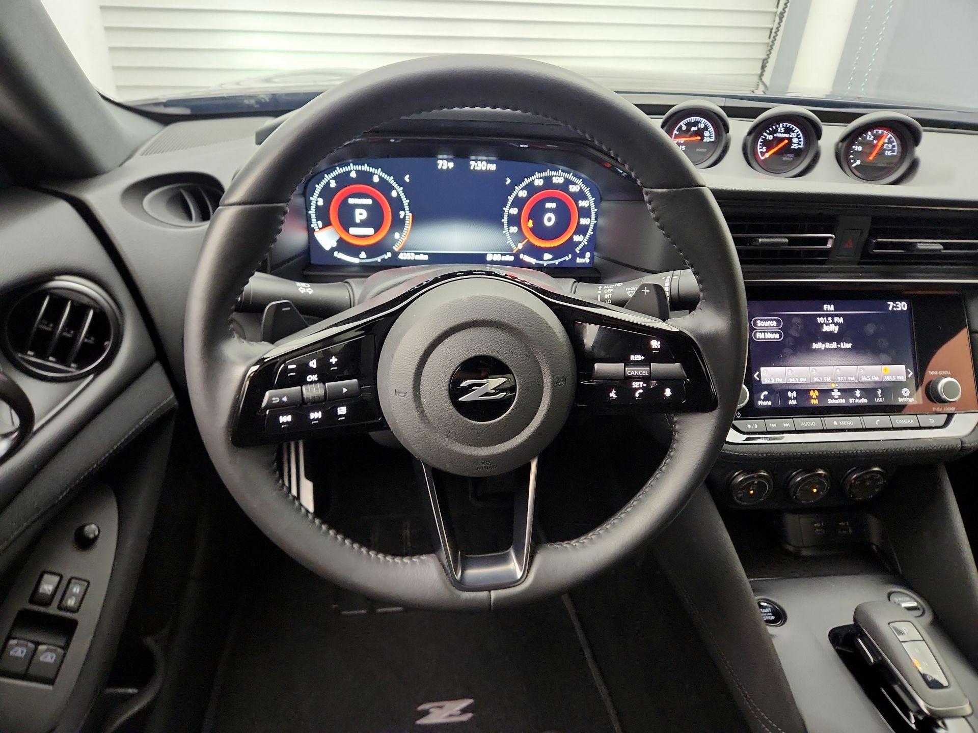 Thumbnail: 2025 Nissan Z - 10