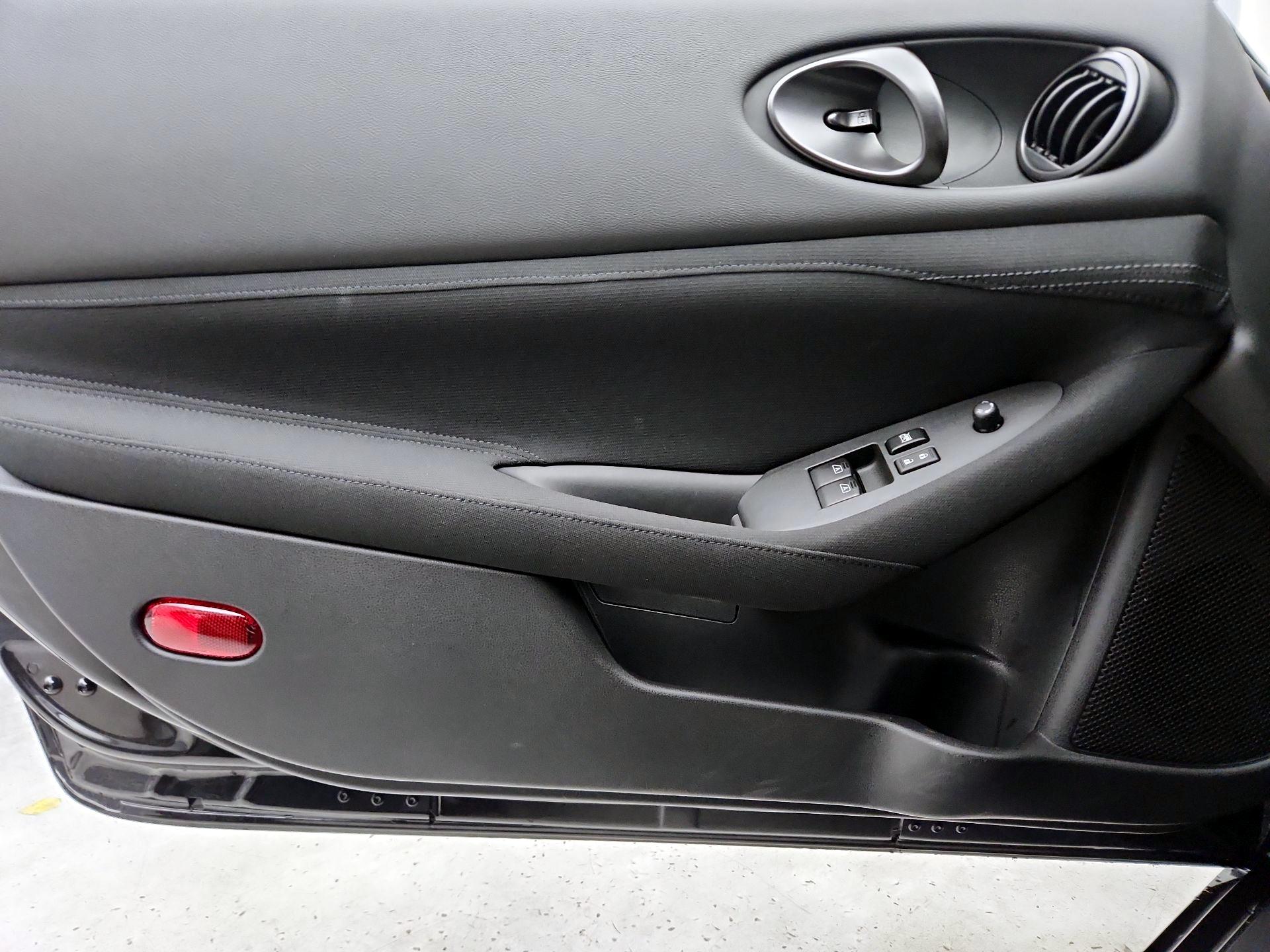 Thumbnail: 2025 Nissan Z - 12