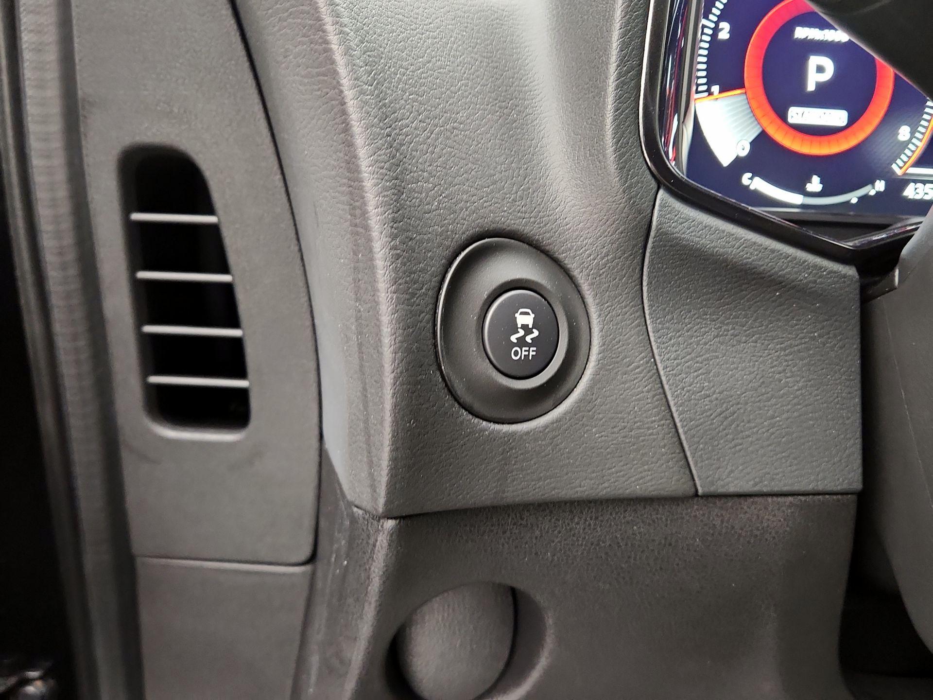 Thumbnail: 2025 Nissan Z - 13