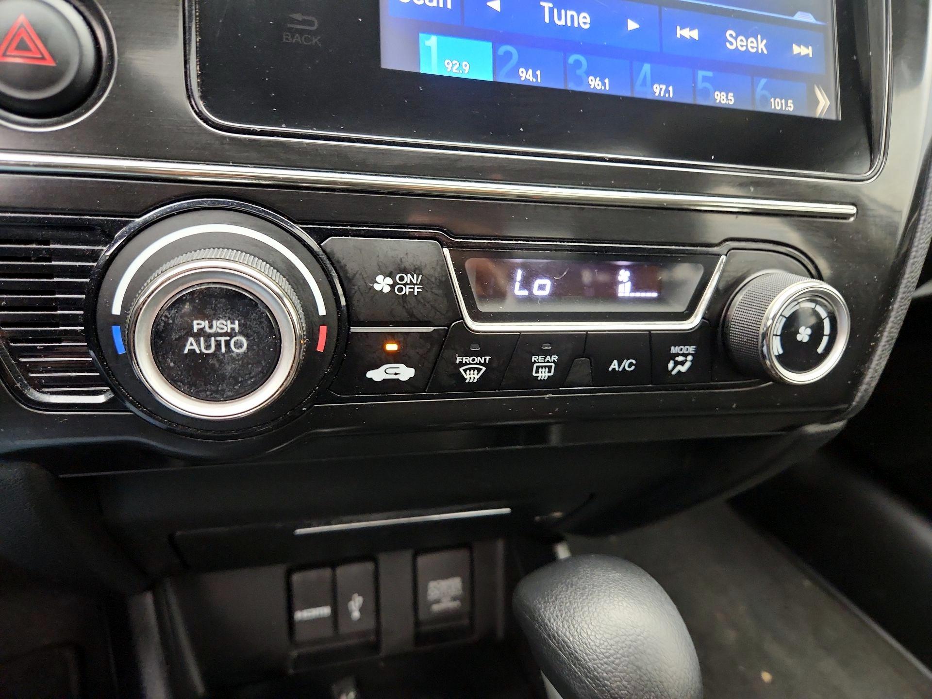 Thumbnail: 2015 Honda Civic - 16