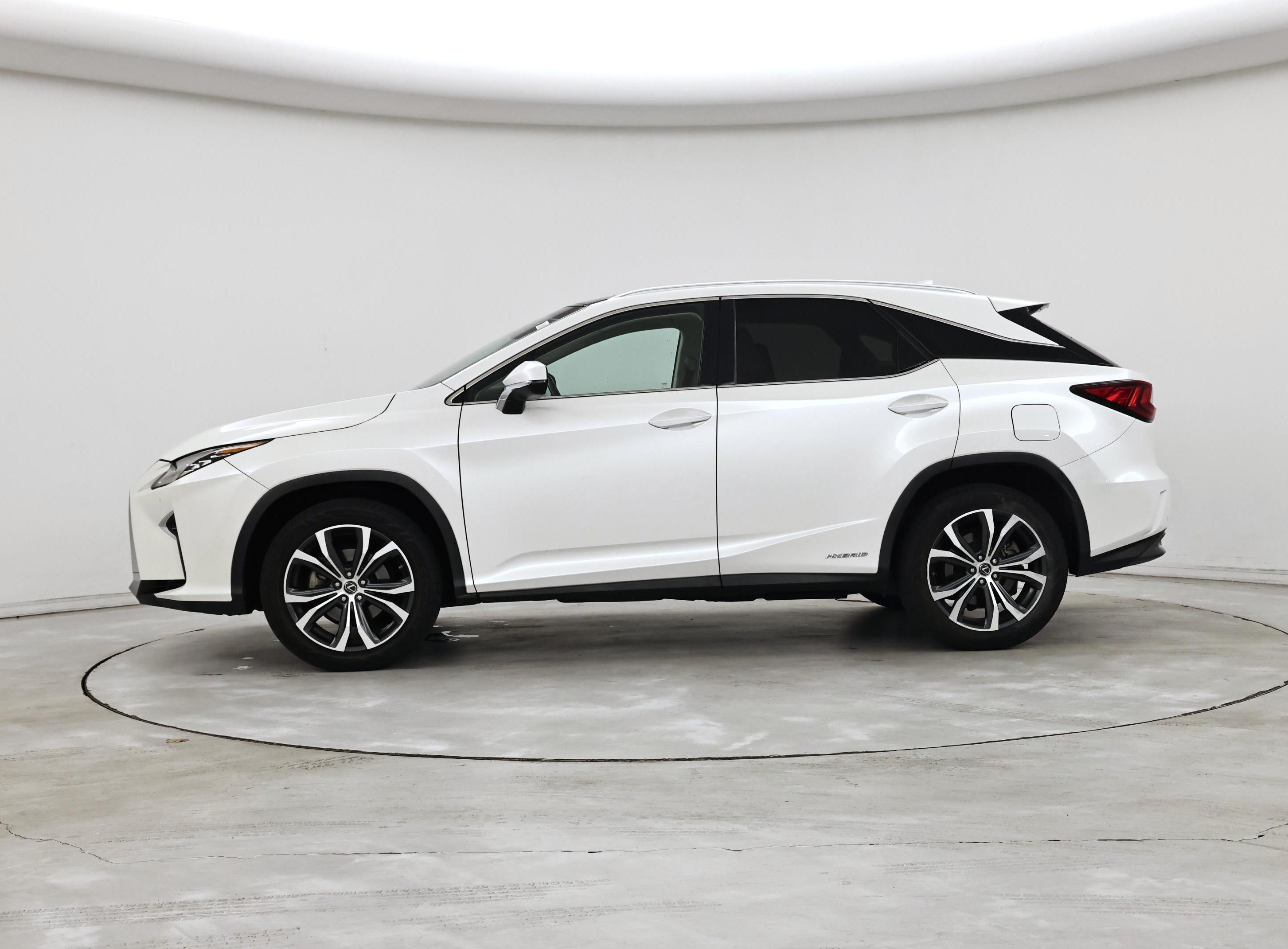 Thumbnail: 2018 Lexus RX - 3