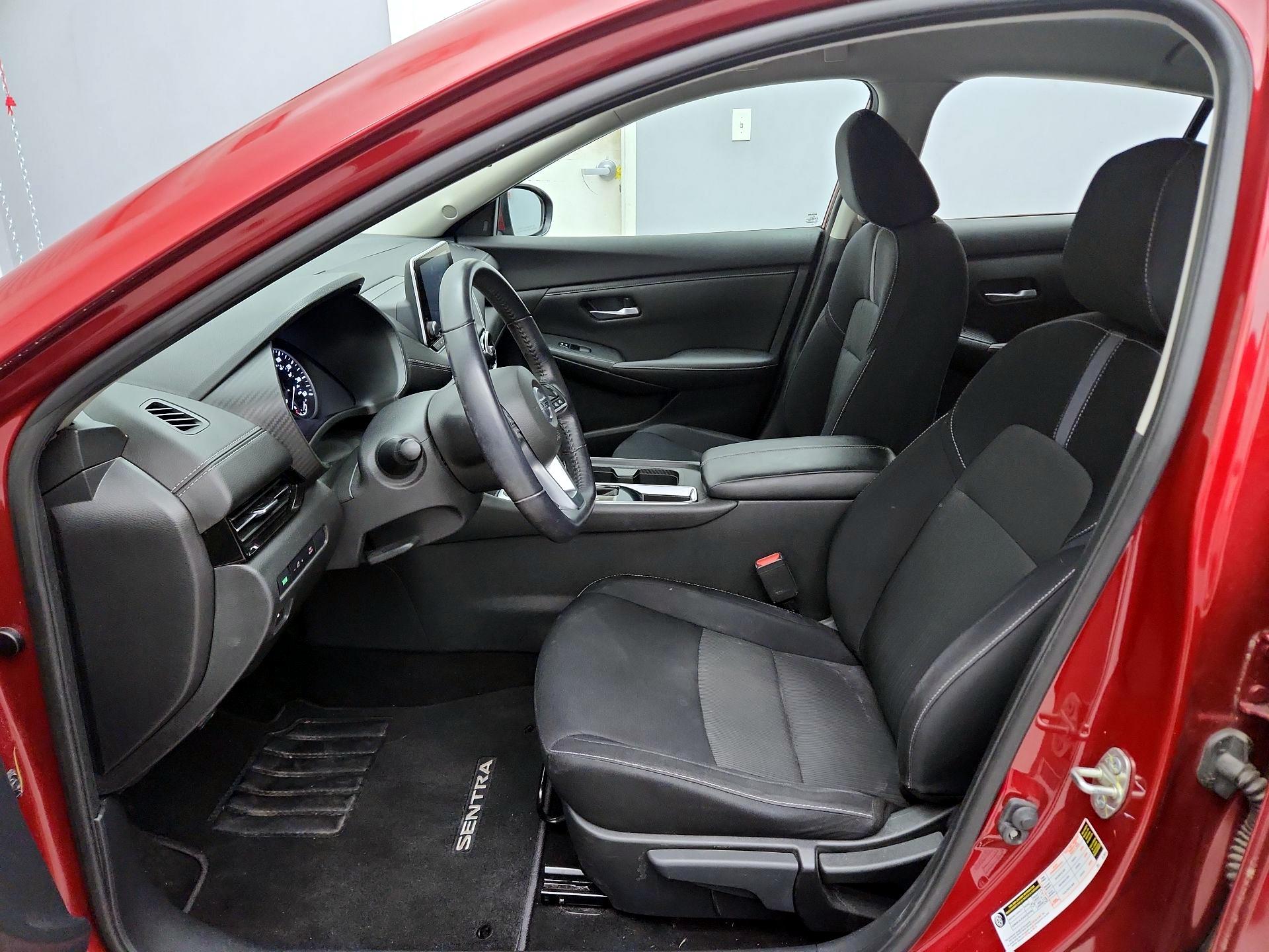 Thumbnail: 2020 Nissan Sentra - 11