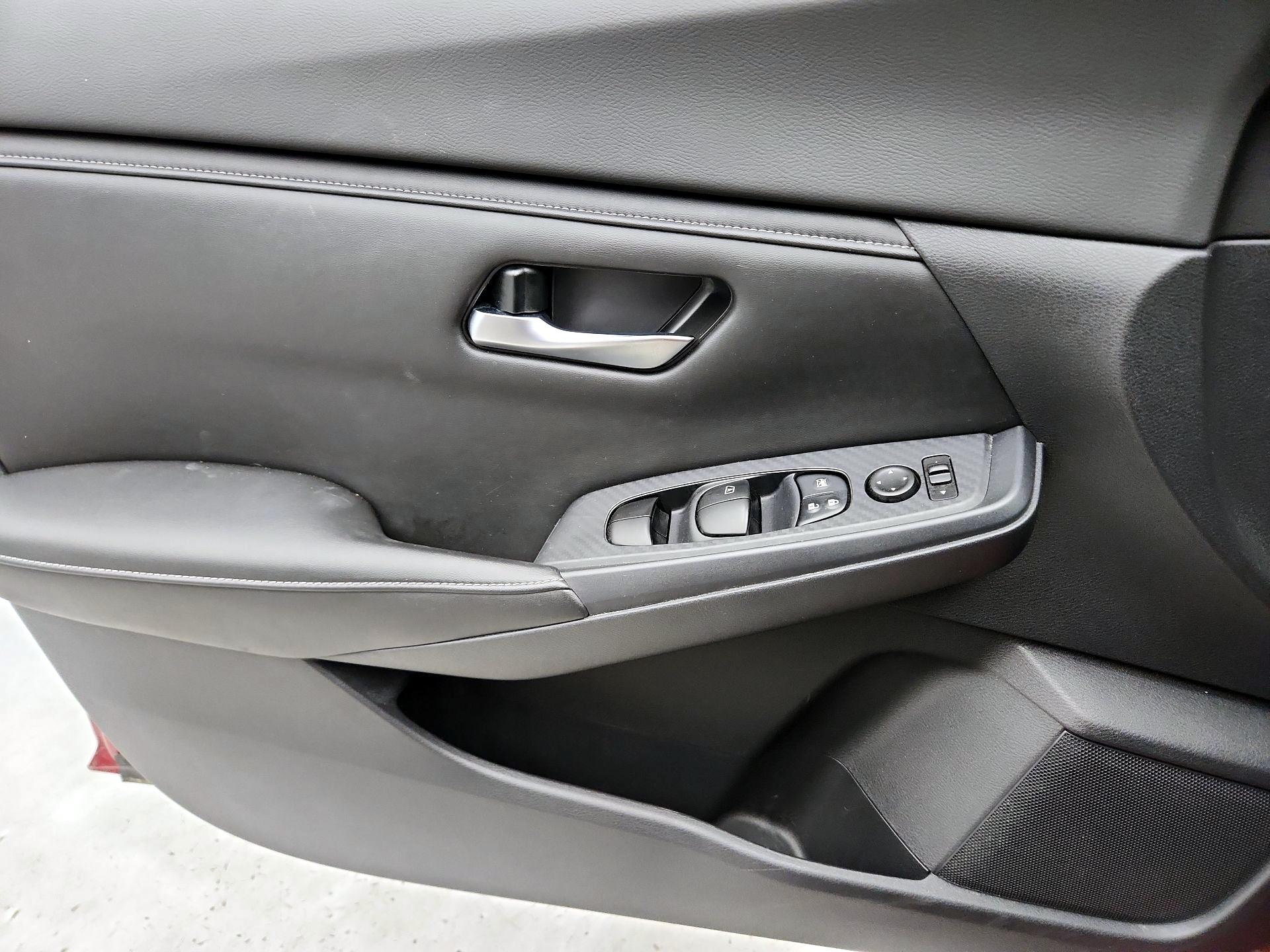 Thumbnail: 2020 Nissan Sentra - 12