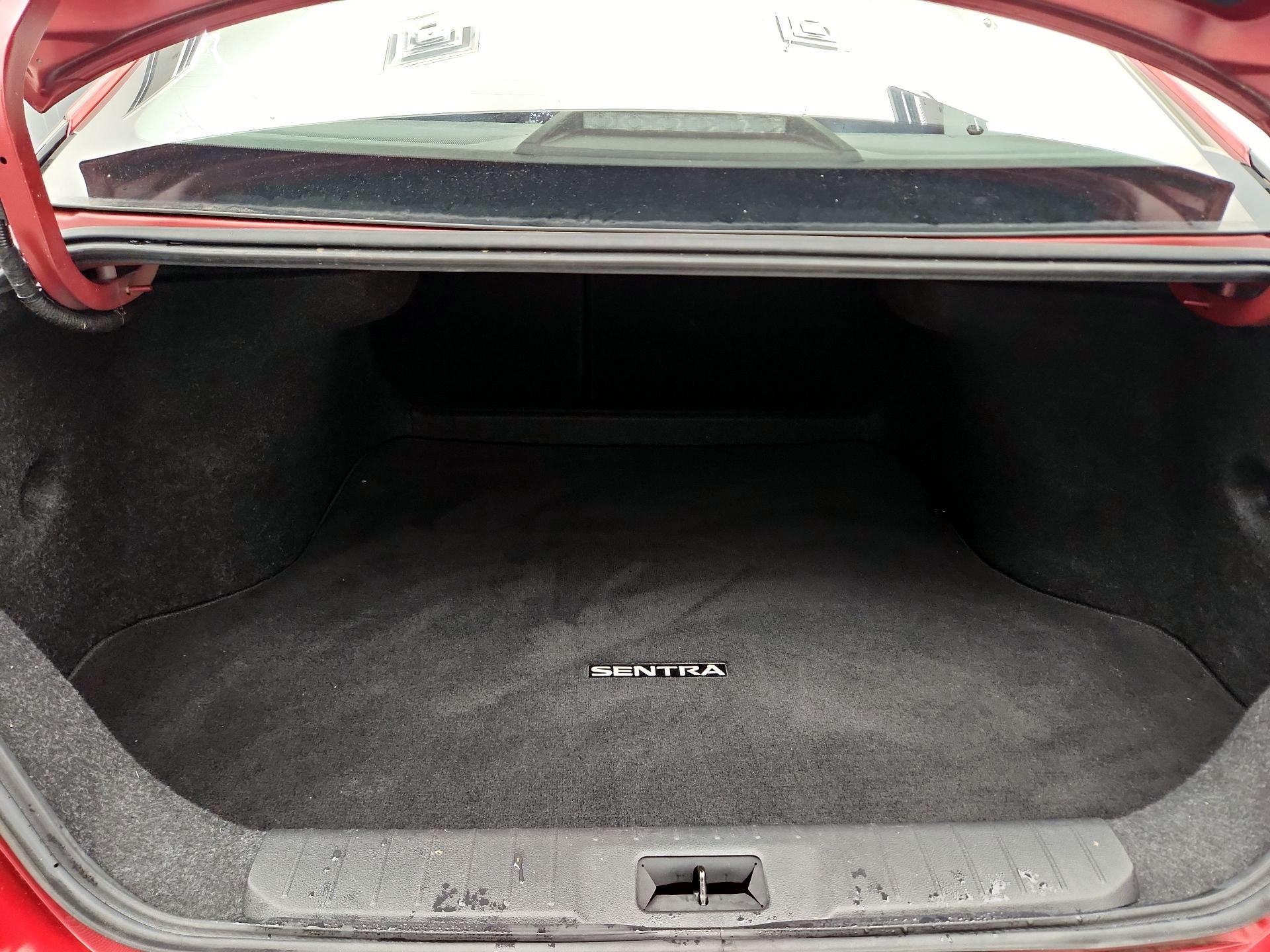 Thumbnail: 2020 Nissan Sentra - 20