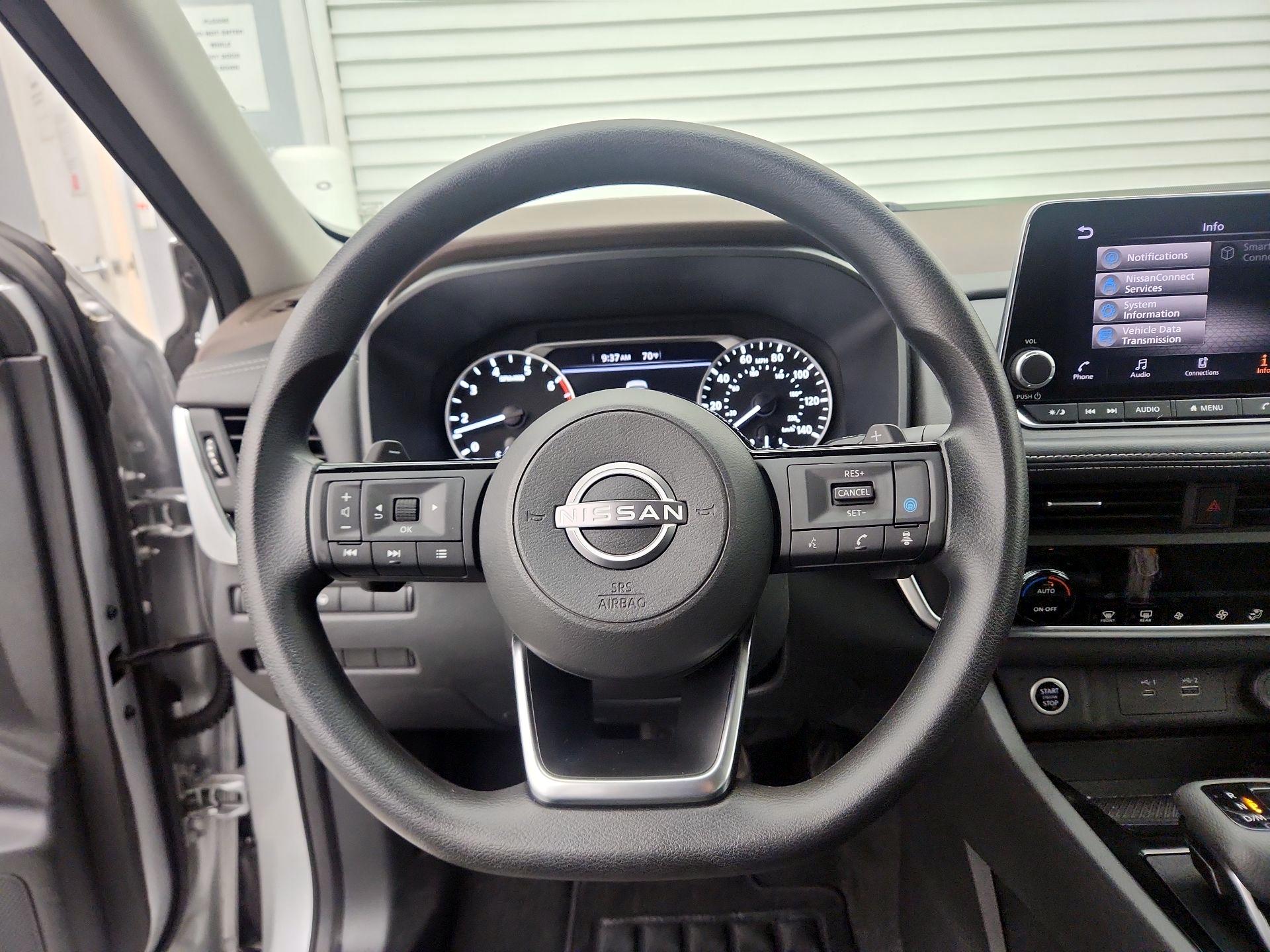 Thumbnail: 2023 Nissan Rogue - 10