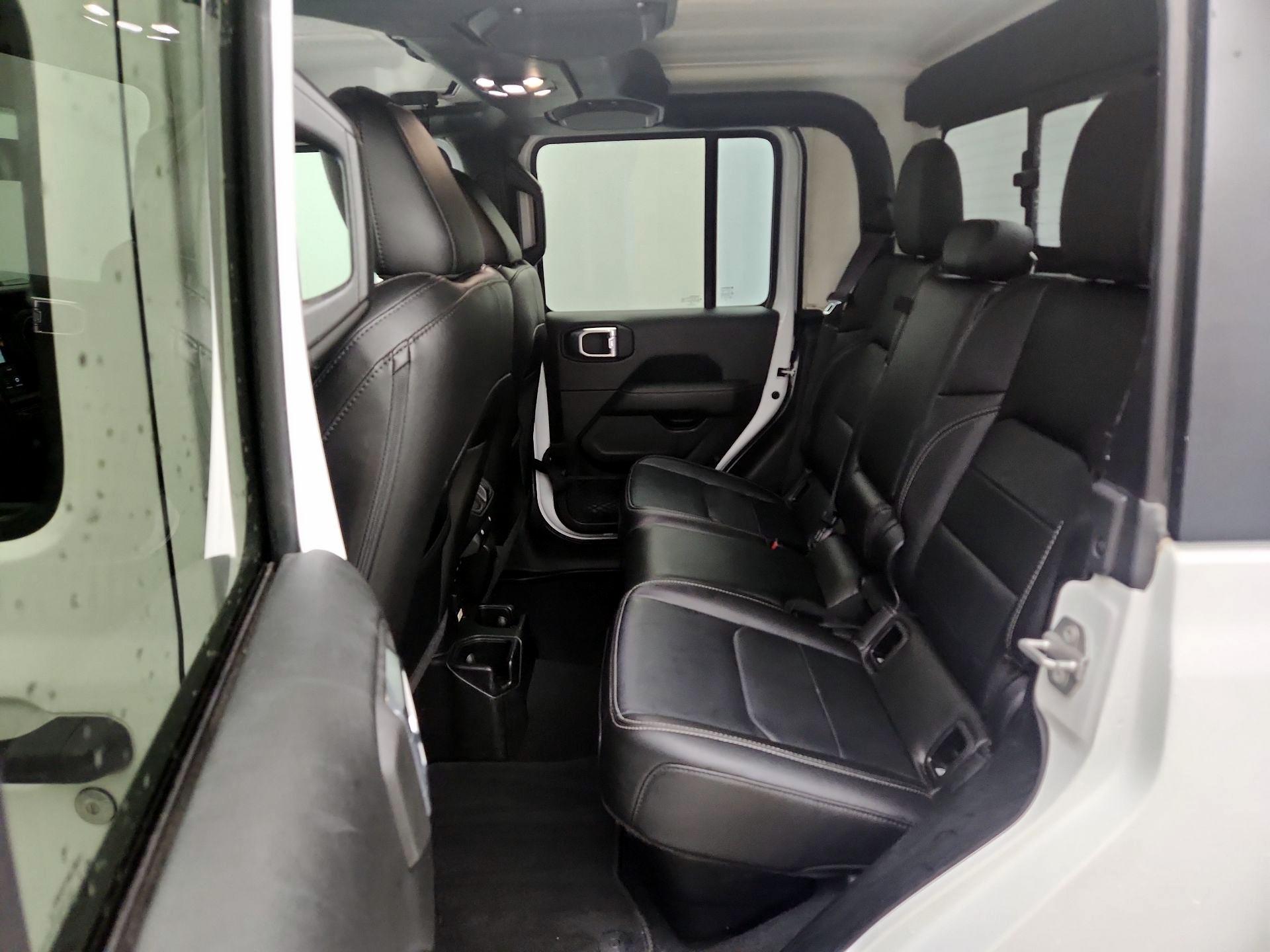 Thumbnail: 2021 Jeep Gladiator - 20