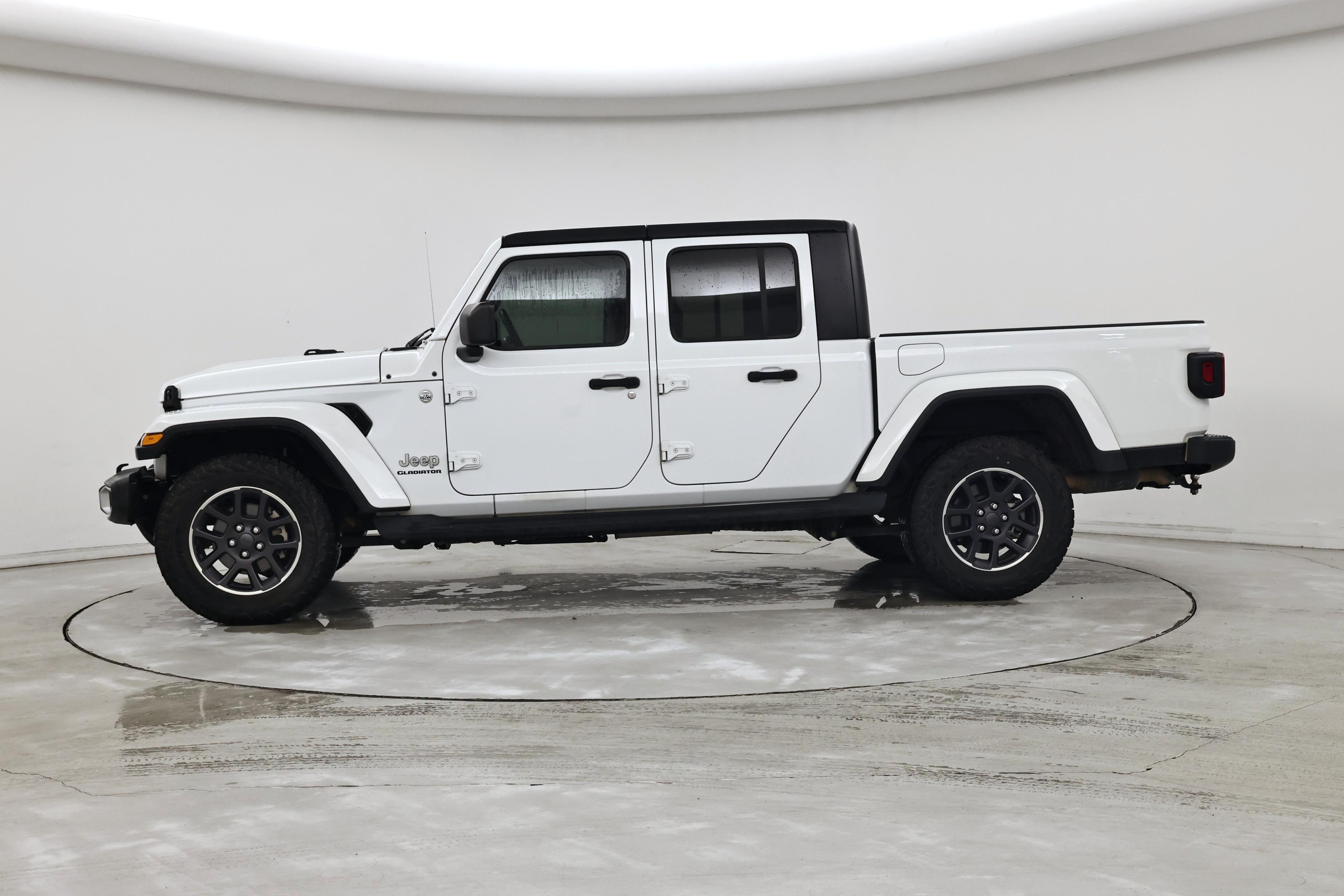 Thumbnail: 2021 Jeep Gladiator - 3
