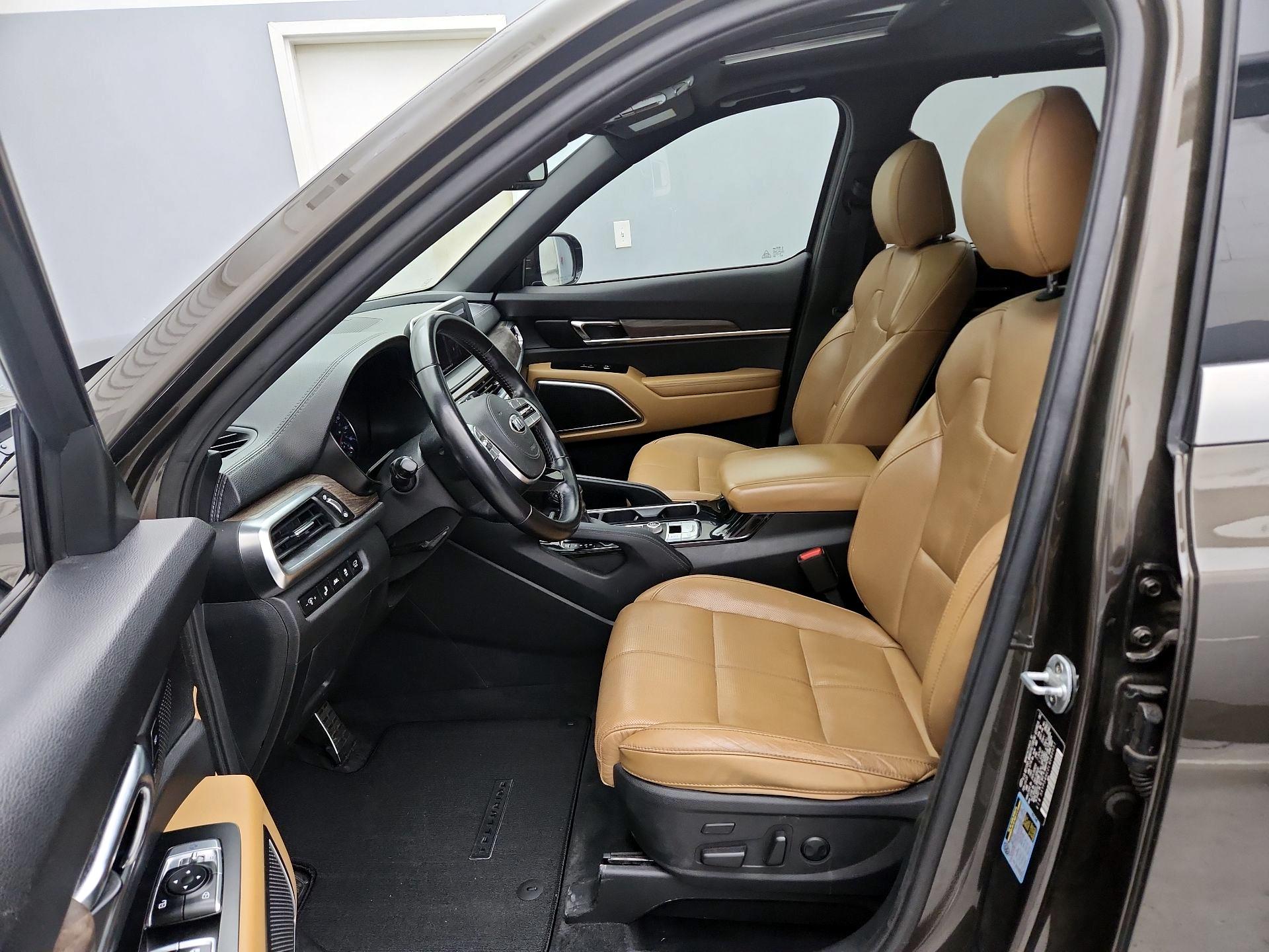 Thumbnail: 2020 Kia Telluride - 11