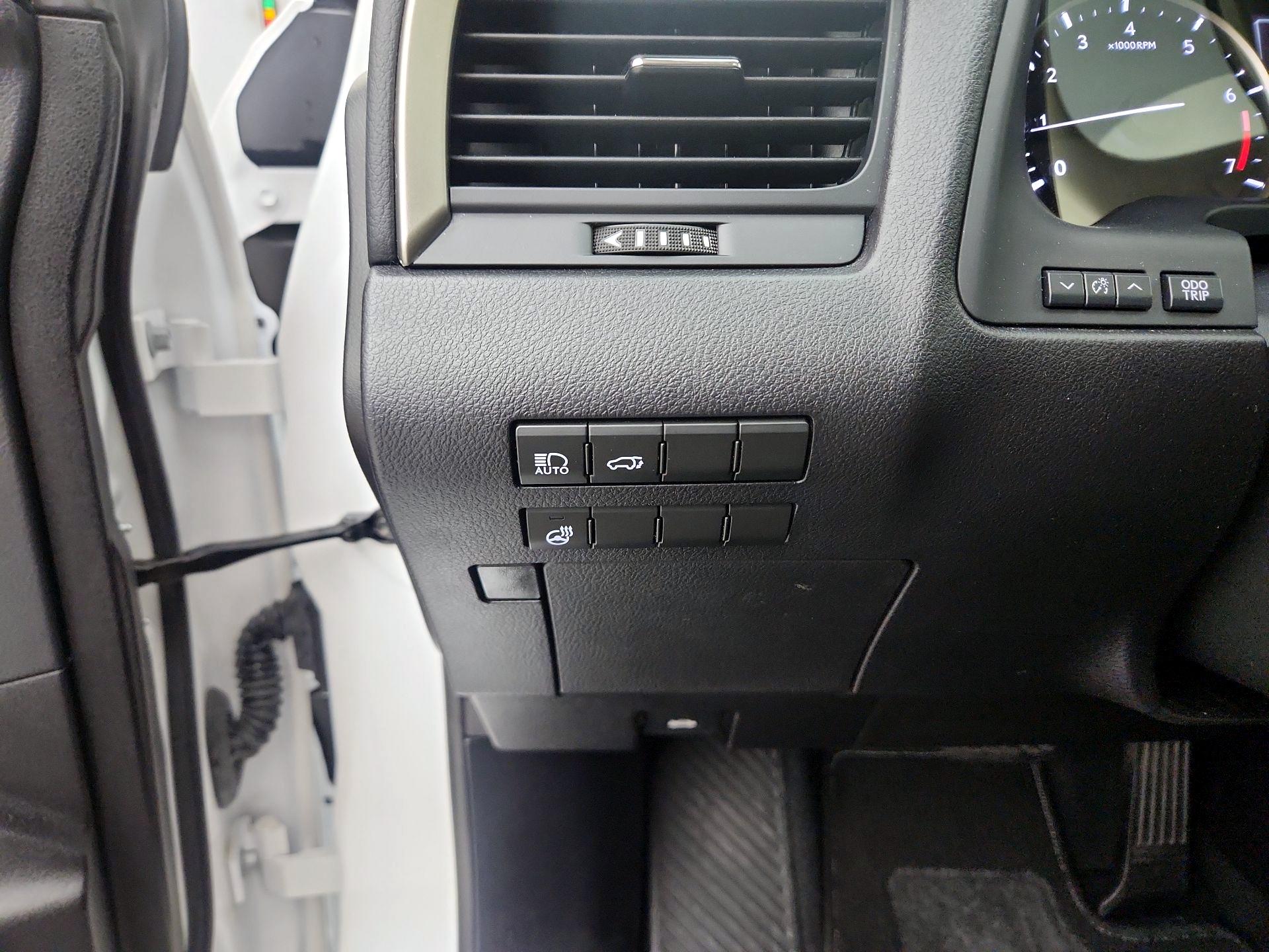 Thumbnail: 2021 Lexus RX - 13