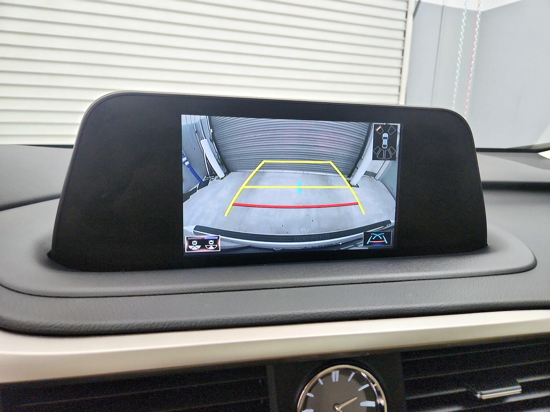 Thumbnail: 2021 Lexus RX - 14