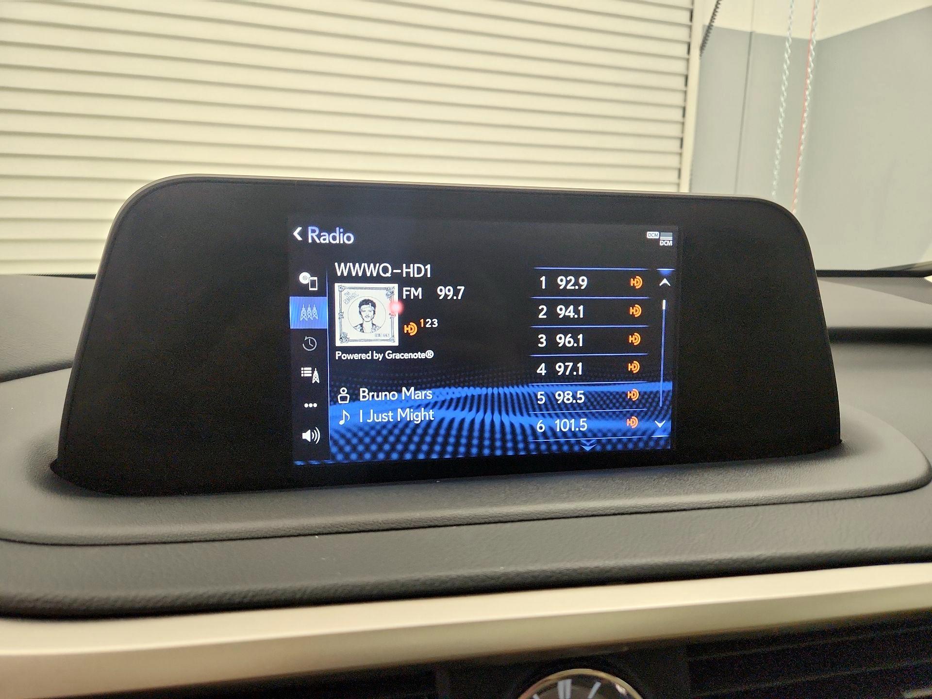 Thumbnail: 2021 Lexus RX - 15