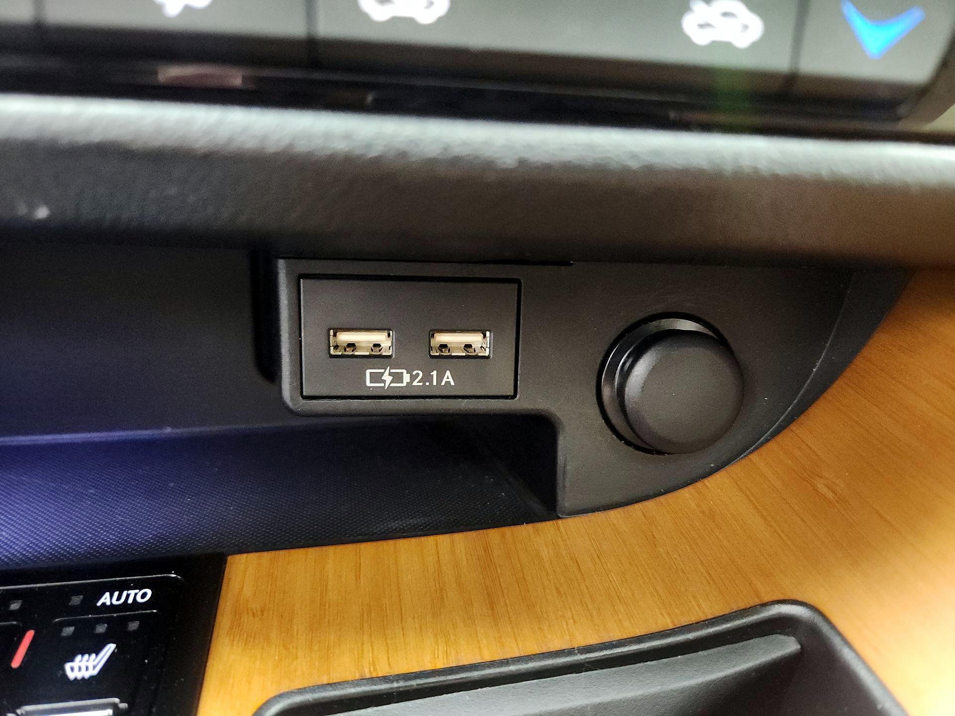 Thumbnail: 2021 Lexus RX - 18