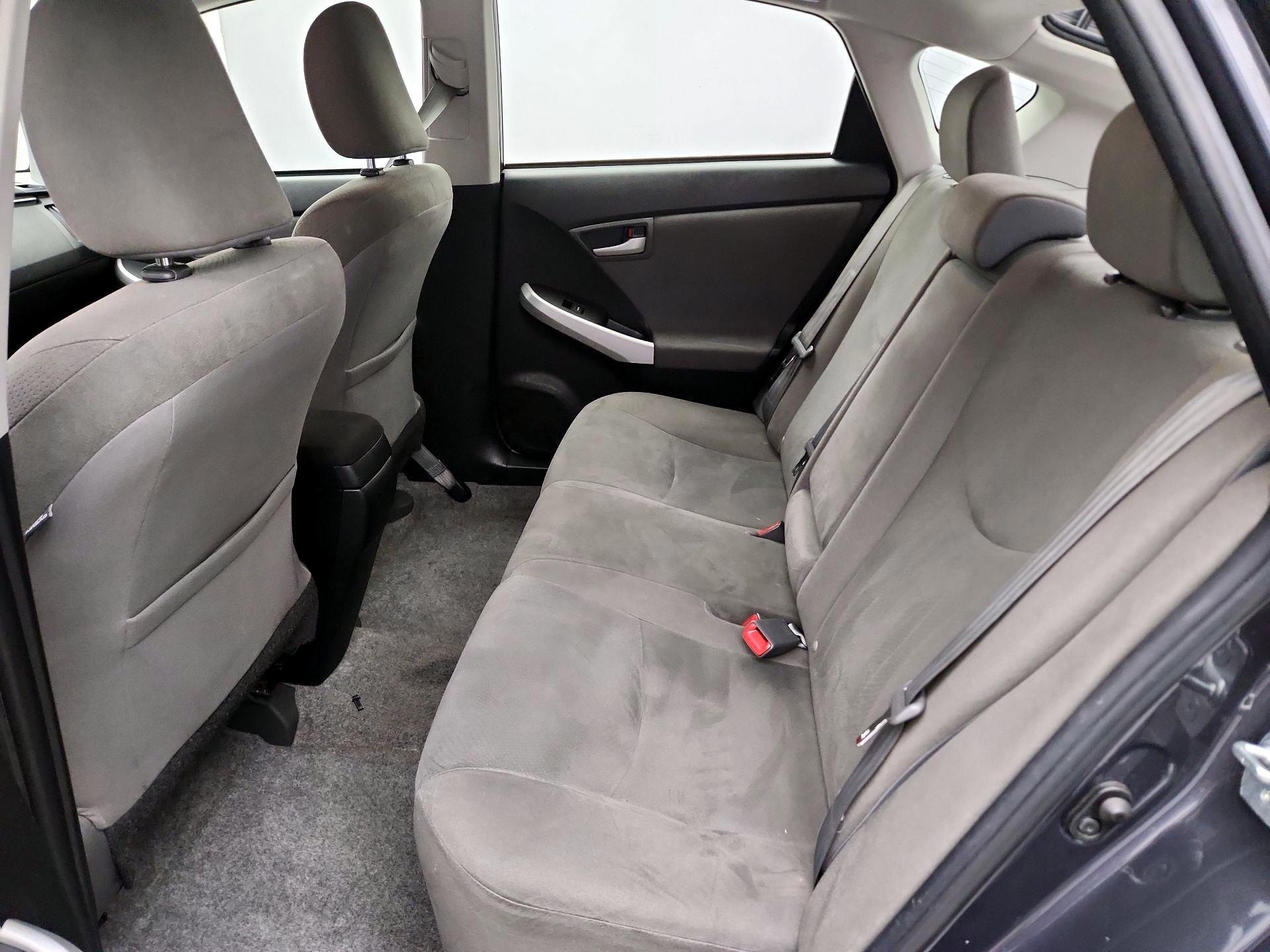 Thumbnail: 2015 Toyota Prius - 19