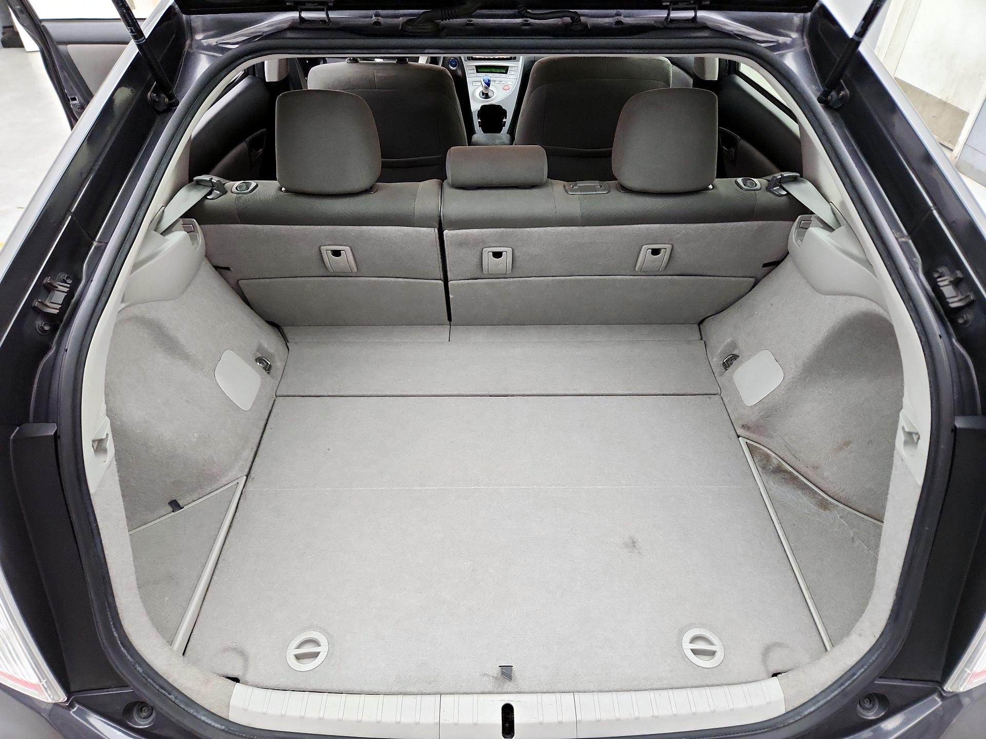 Thumbnail: 2015 Toyota Prius - 20