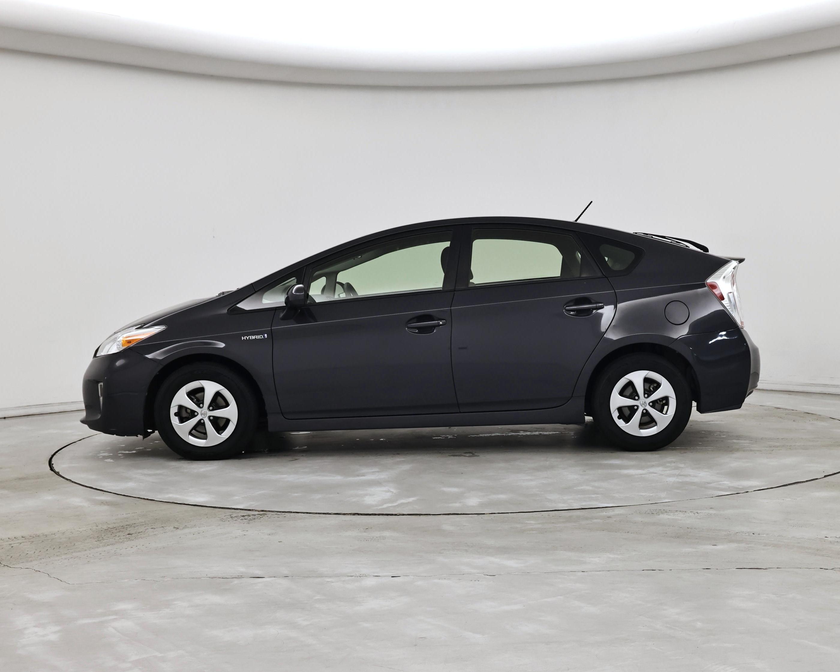 Thumbnail: 2015 Toyota Prius - 3