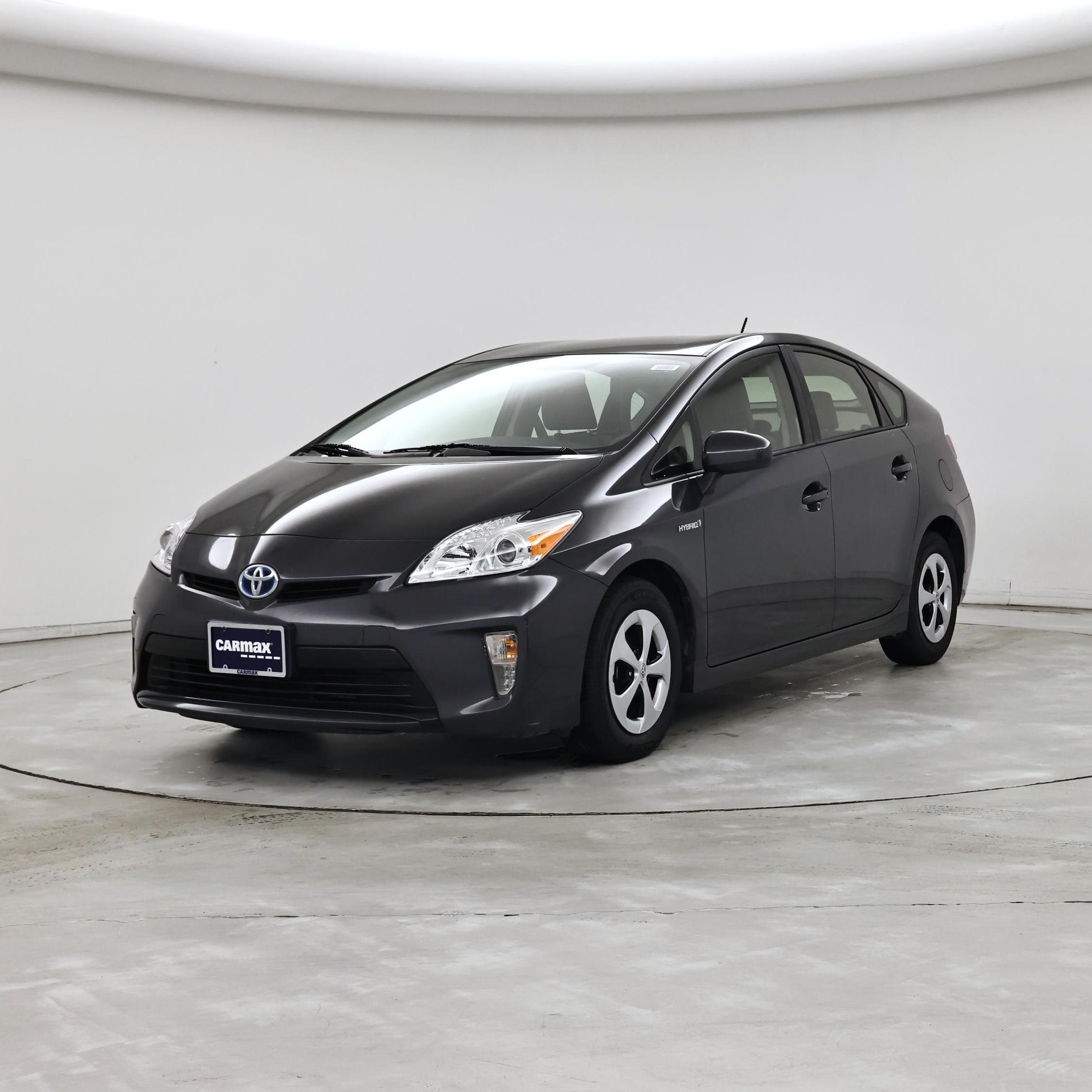 Thumbnail: 2015 Toyota Prius - 4