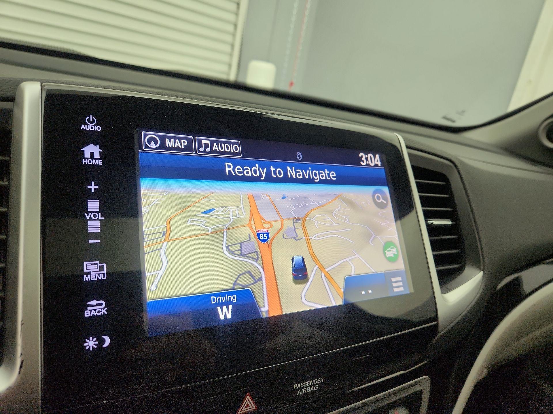 Thumbnail: 2017 Honda Pilot - 14