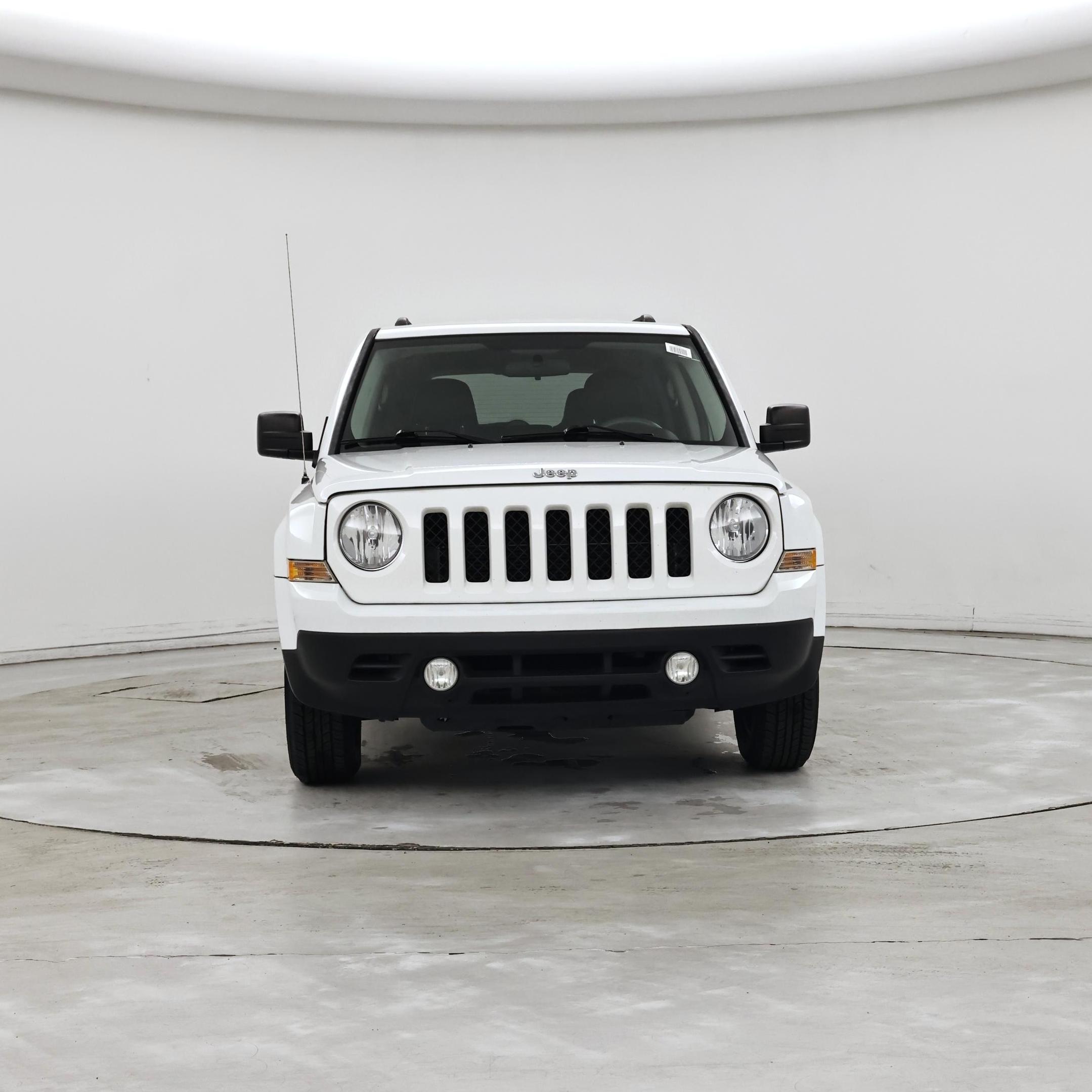Thumbnail: 2015 Jeep Patriot - 5