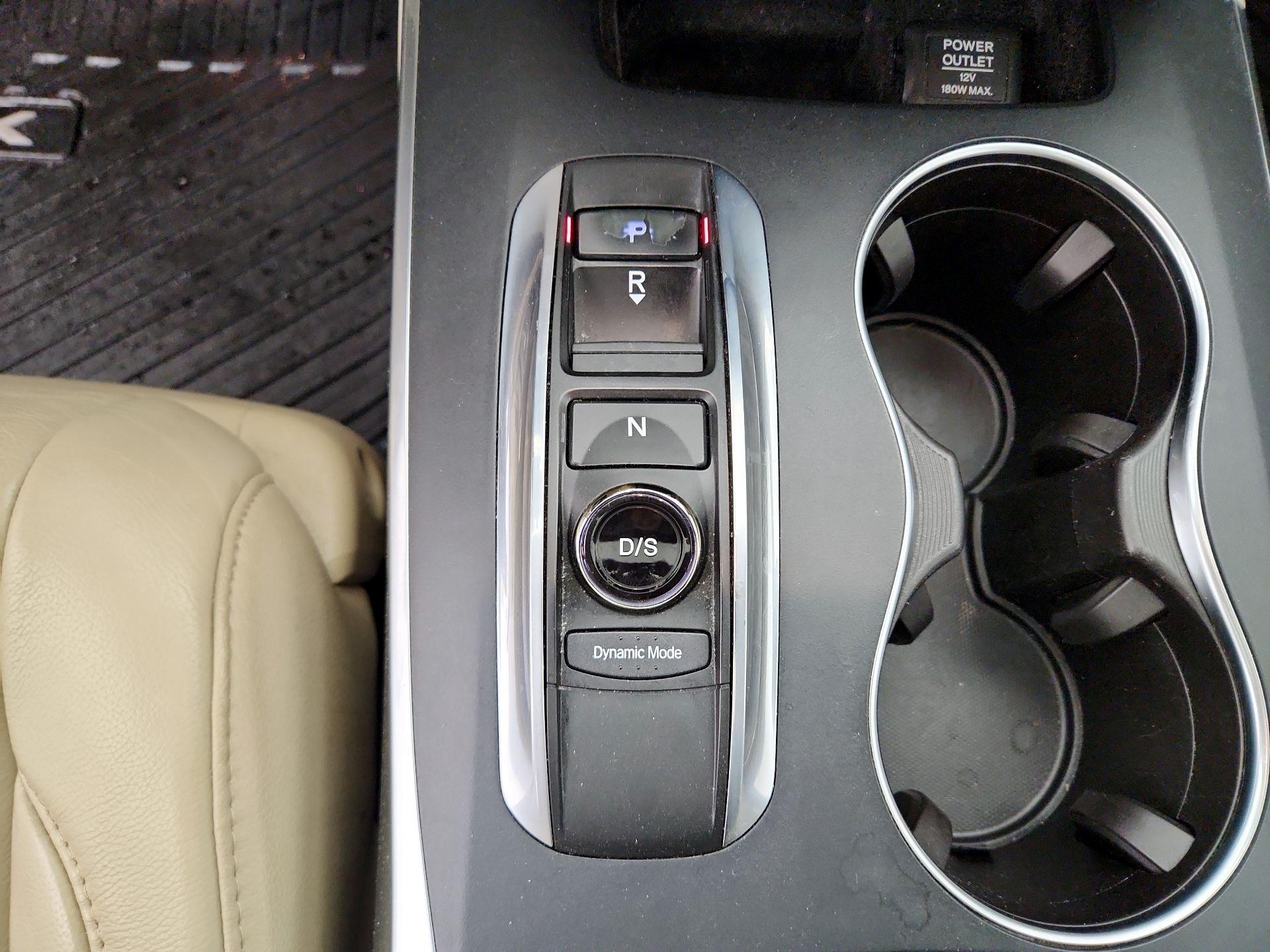 Thumbnail: 2017 Acura MDX - 17