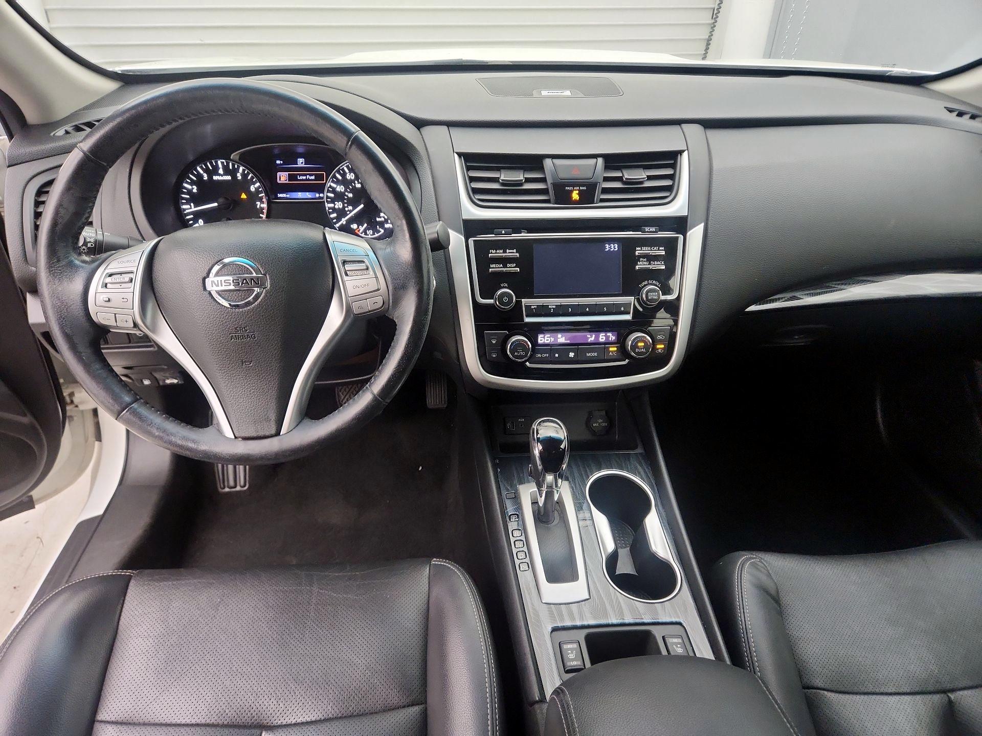 Thumbnail: 2018 Nissan Altima - 9