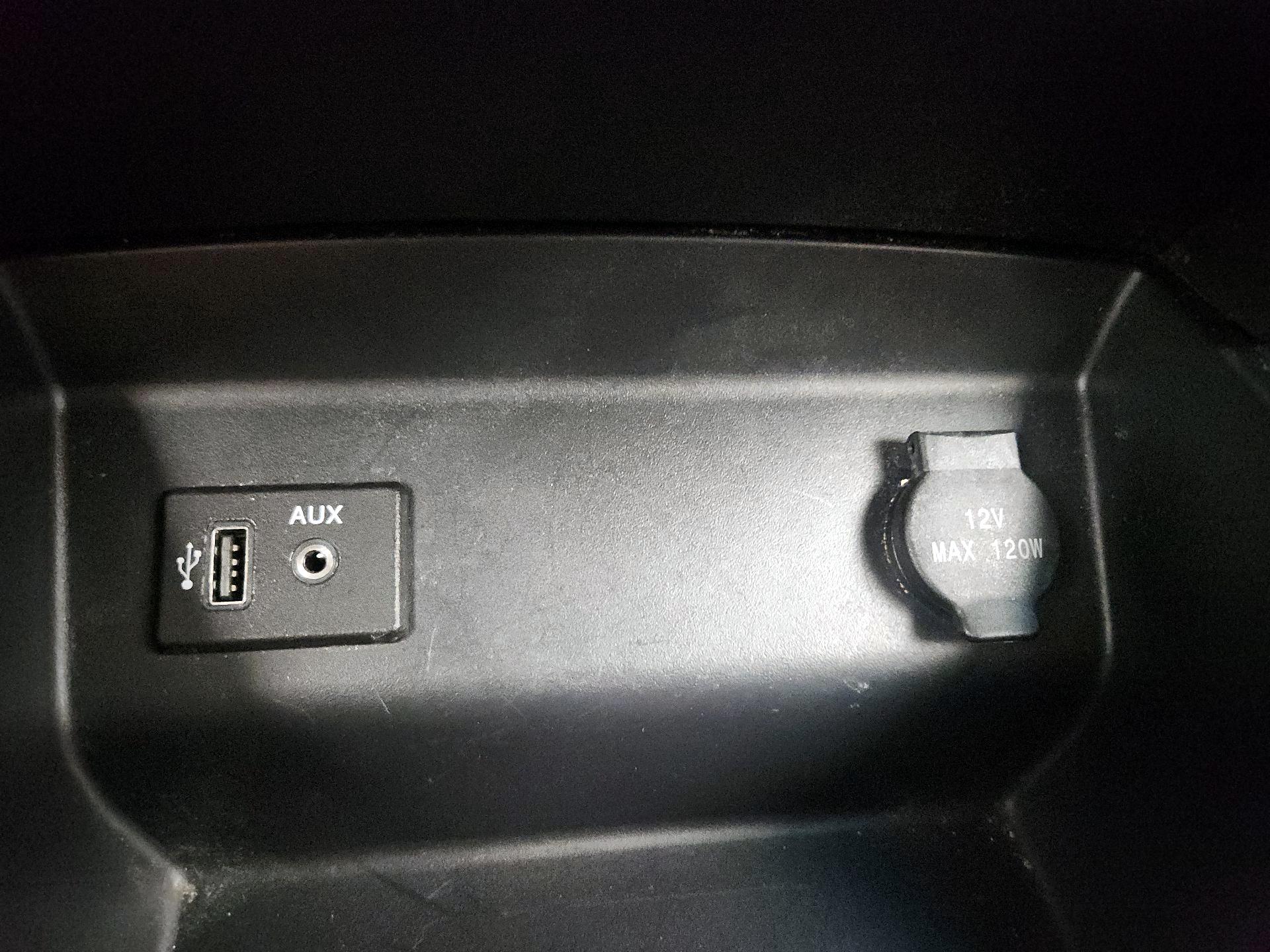 Thumbnail: 2018 Nissan Altima - 18