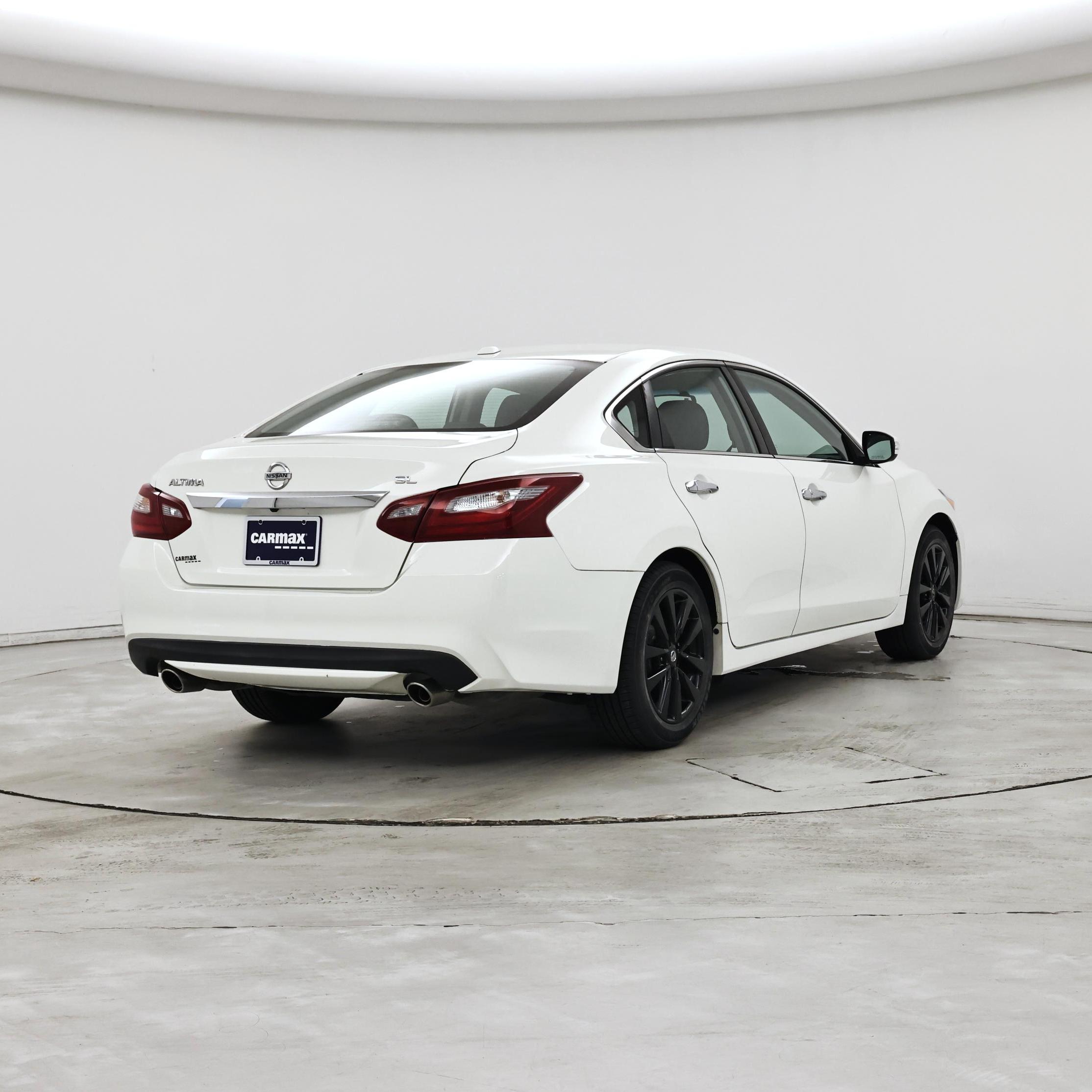 Thumbnail: 2018 Nissan Altima - 8