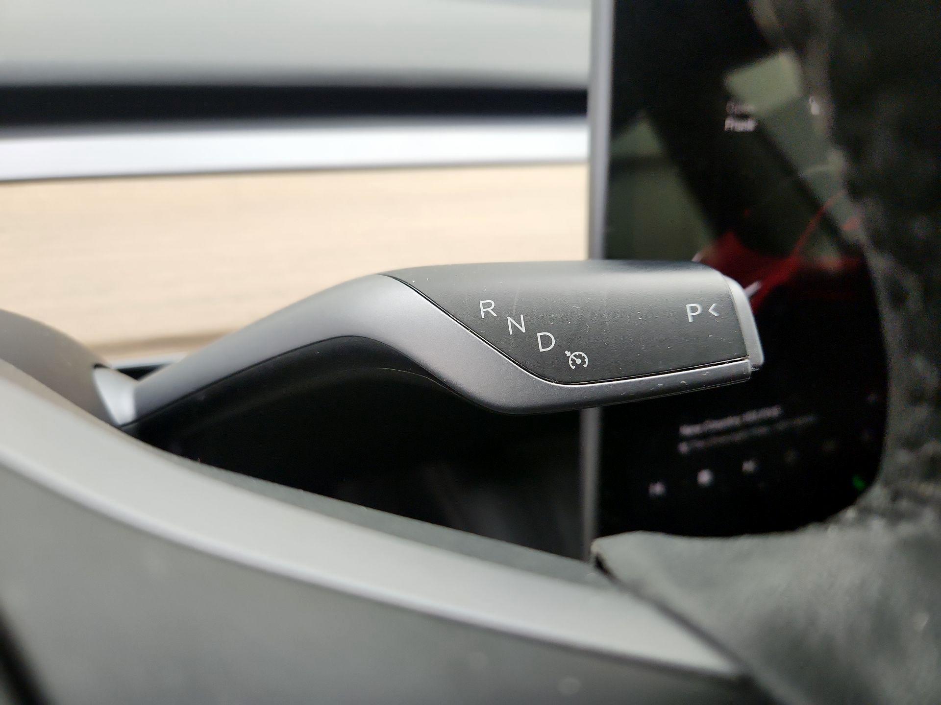 Thumbnail: 2023 Tesla Model 3 - 17
