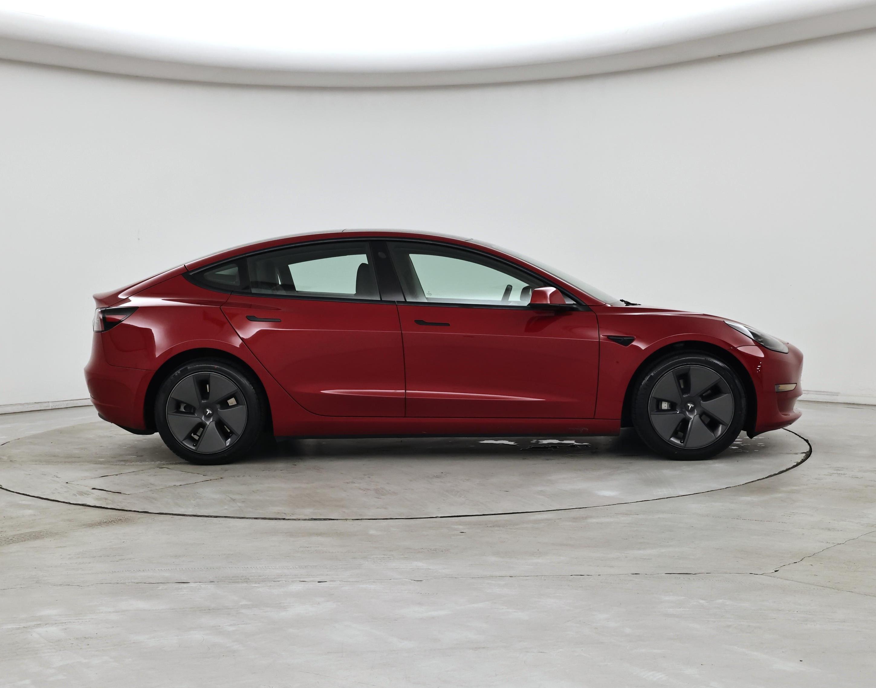 Thumbnail: 2023 Tesla Model 3 - 7
