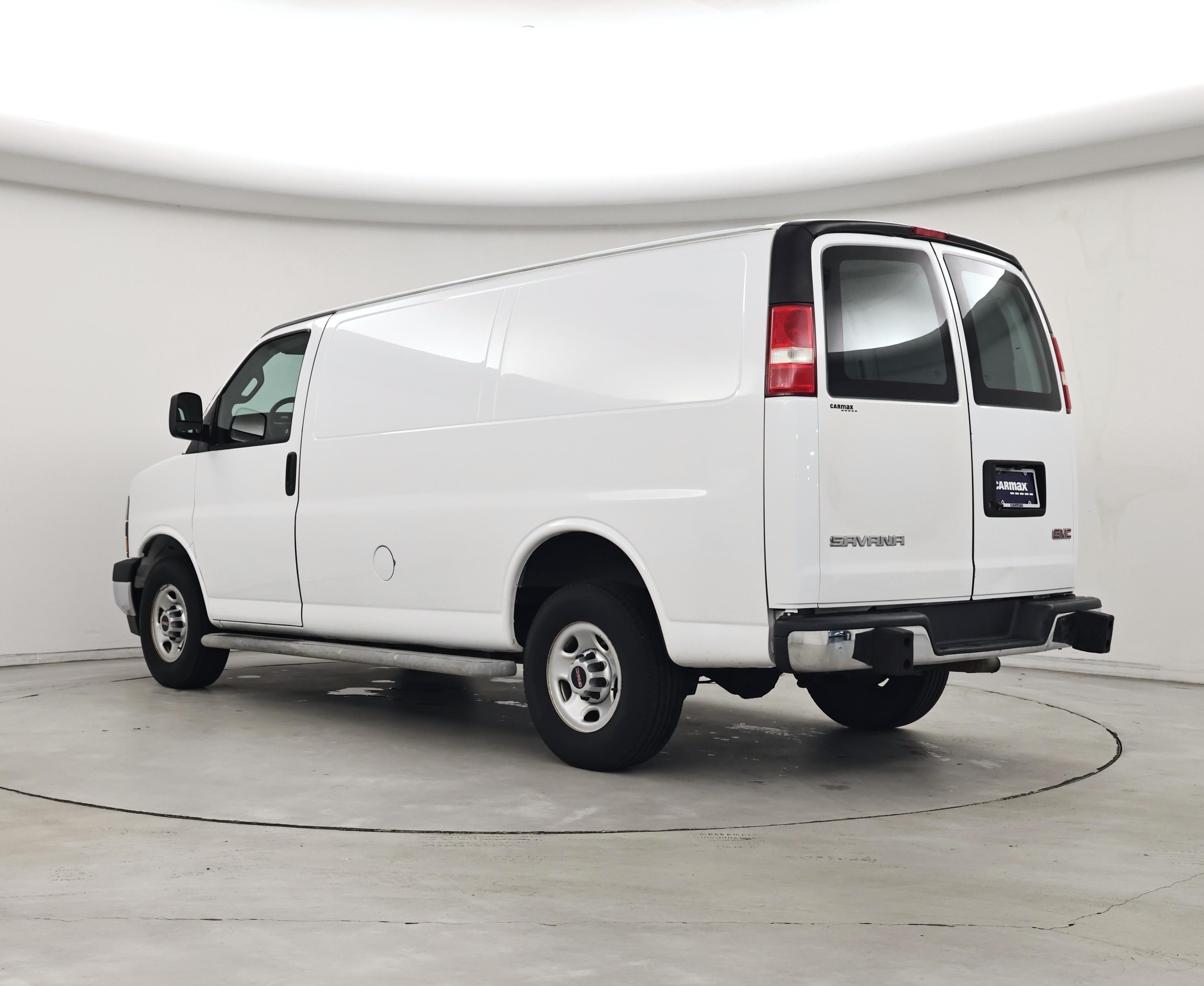 Thumbnail: 2018 GMC Savana - 2
