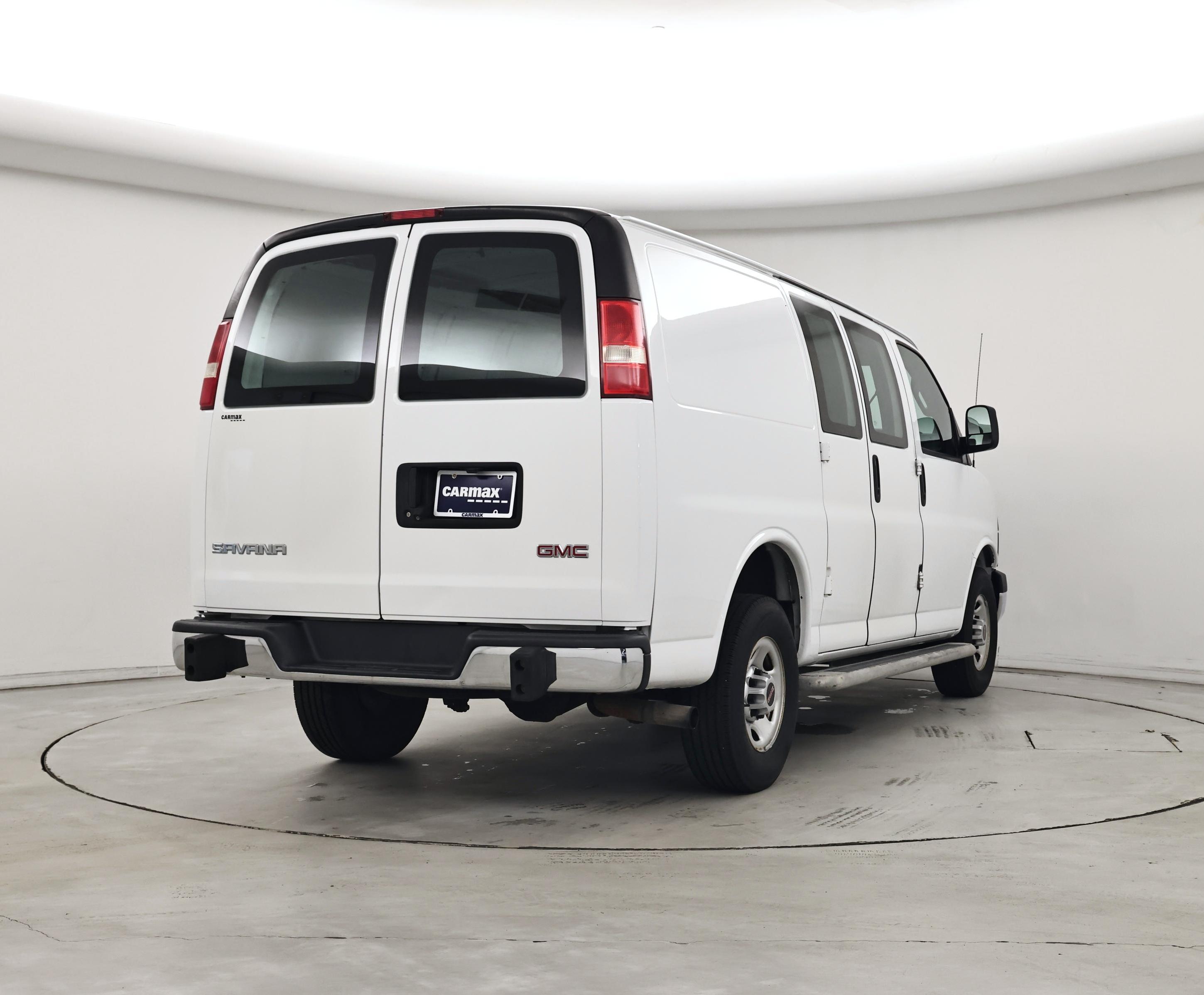 Thumbnail: 2018 GMC Savana - 8