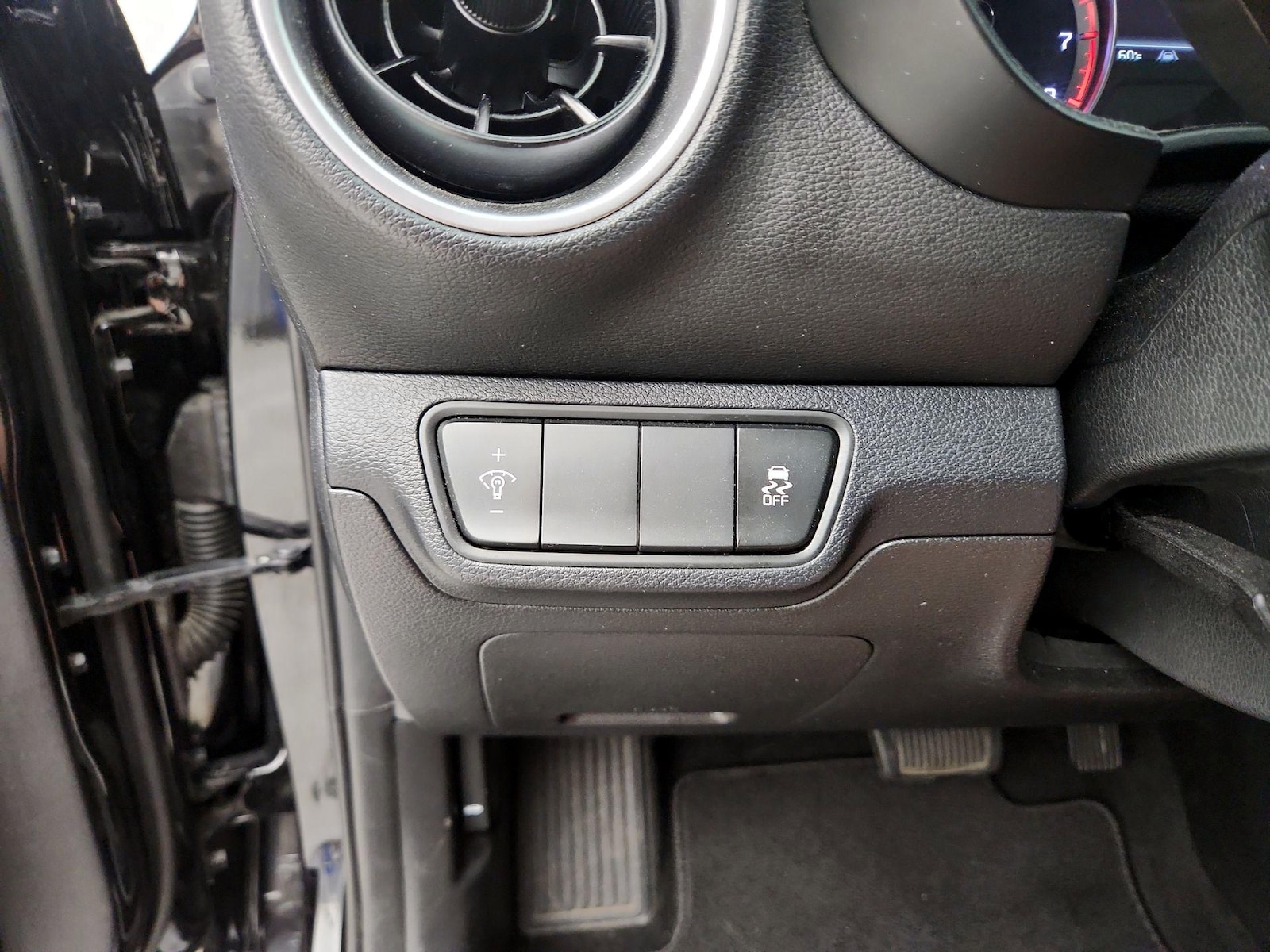 2022 Kia FORTE LXS - Photo 14