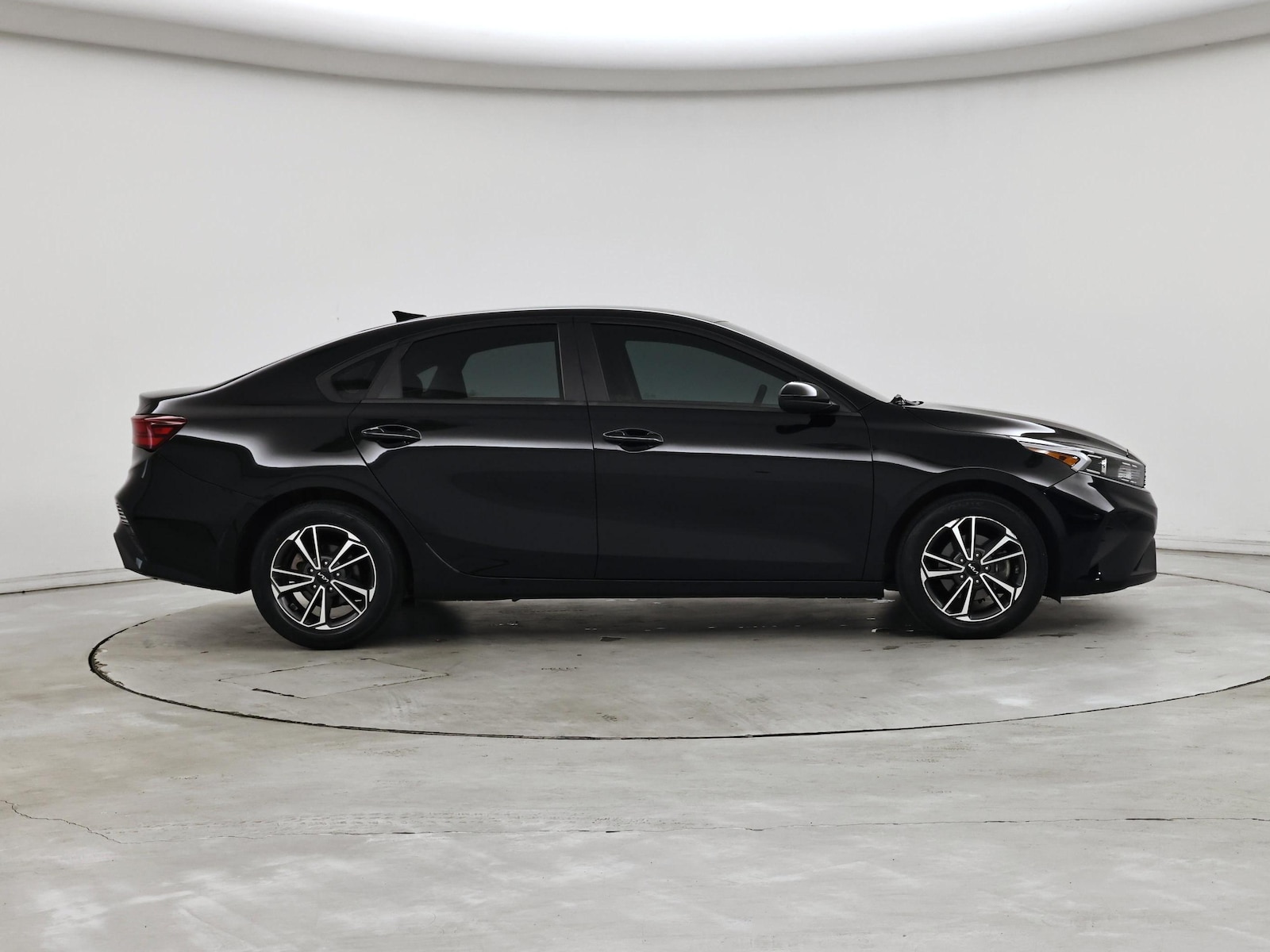 2022 Kia FORTE LXS - Photo 8