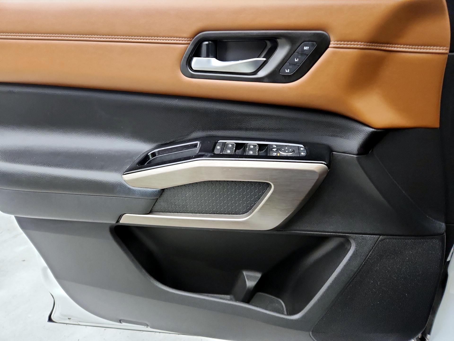 Thumbnail: 2023 Nissan Pathfinder - 12