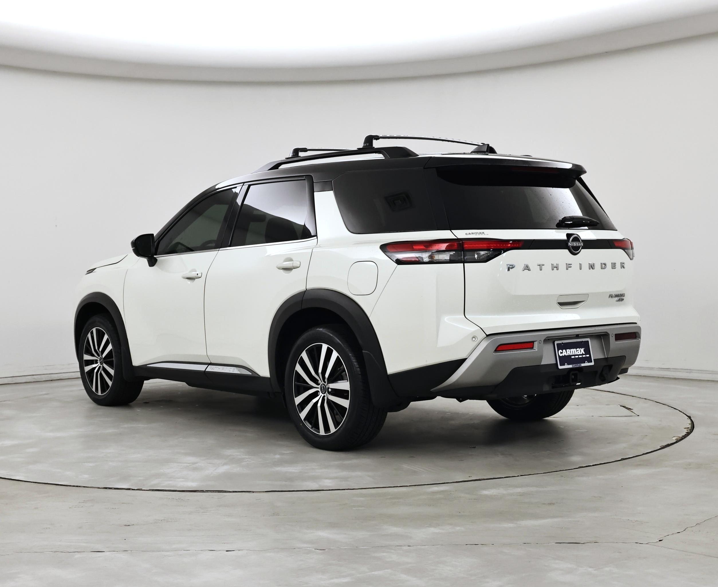 Thumbnail: 2023 Nissan Pathfinder - 2