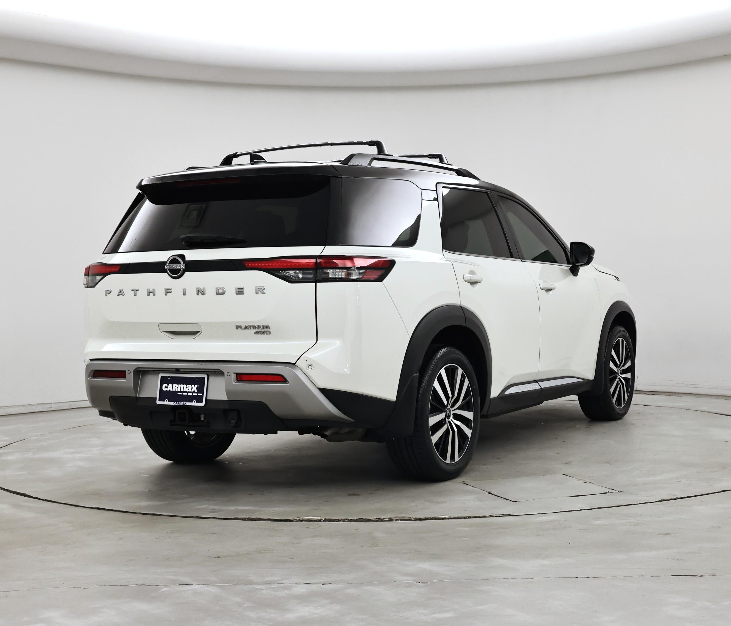 Thumbnail: 2023 Nissan Pathfinder - 8