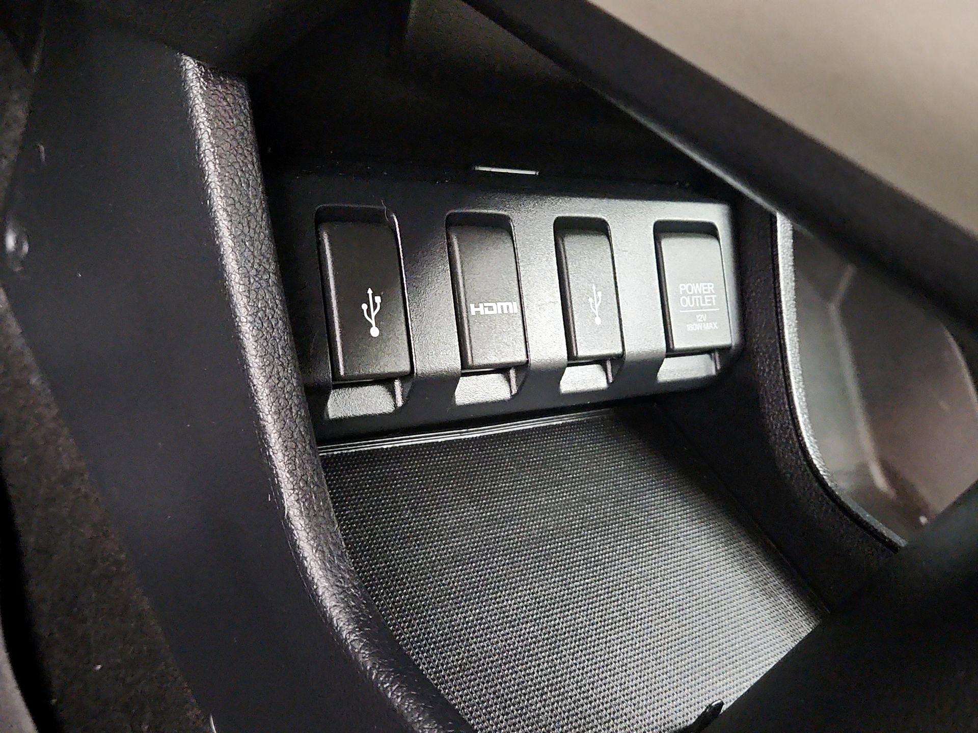 Thumbnail: 2016 Honda HR-V - 18