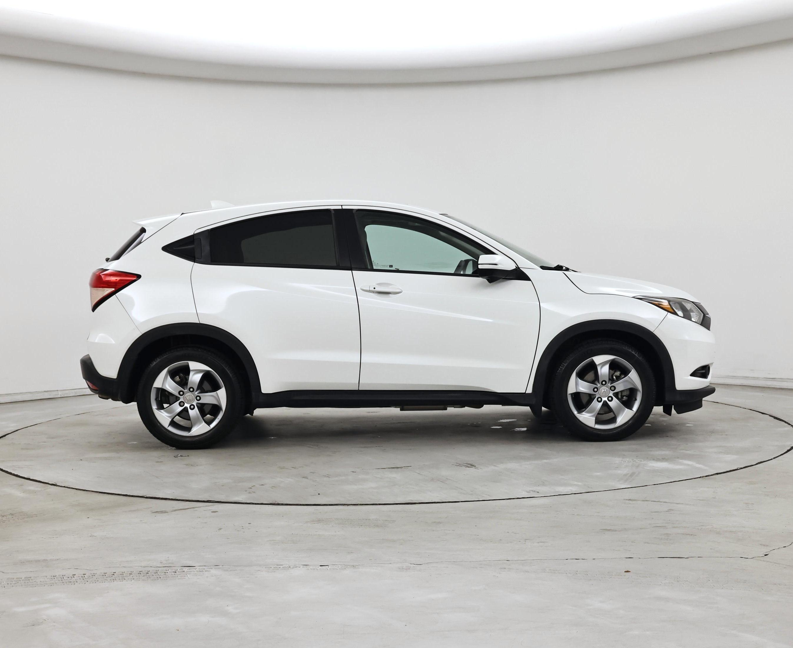 Thumbnail: 2016 Honda HR-V - 7