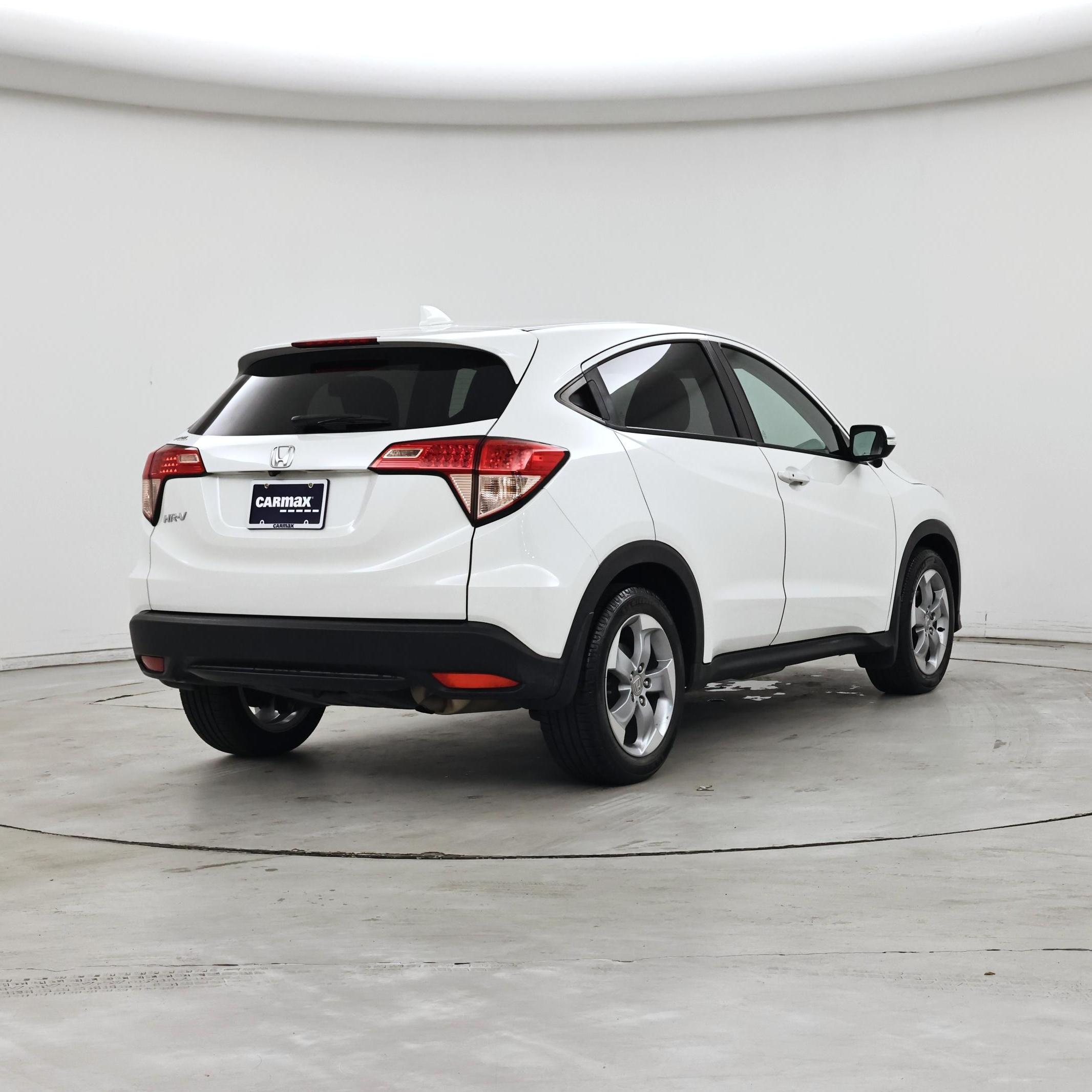 Thumbnail: 2016 Honda HR-V - 8