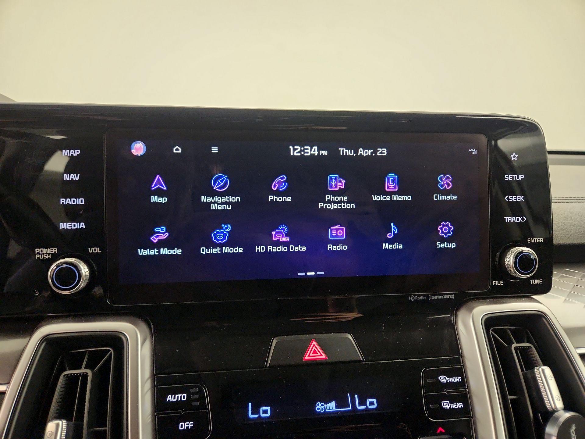 Thumbnail: 2023 Kia Sorento - 16
