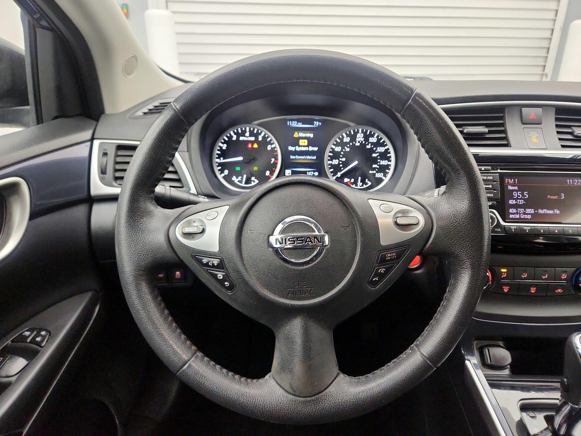 Thumbnail: 2017 Nissan Sentra - 10