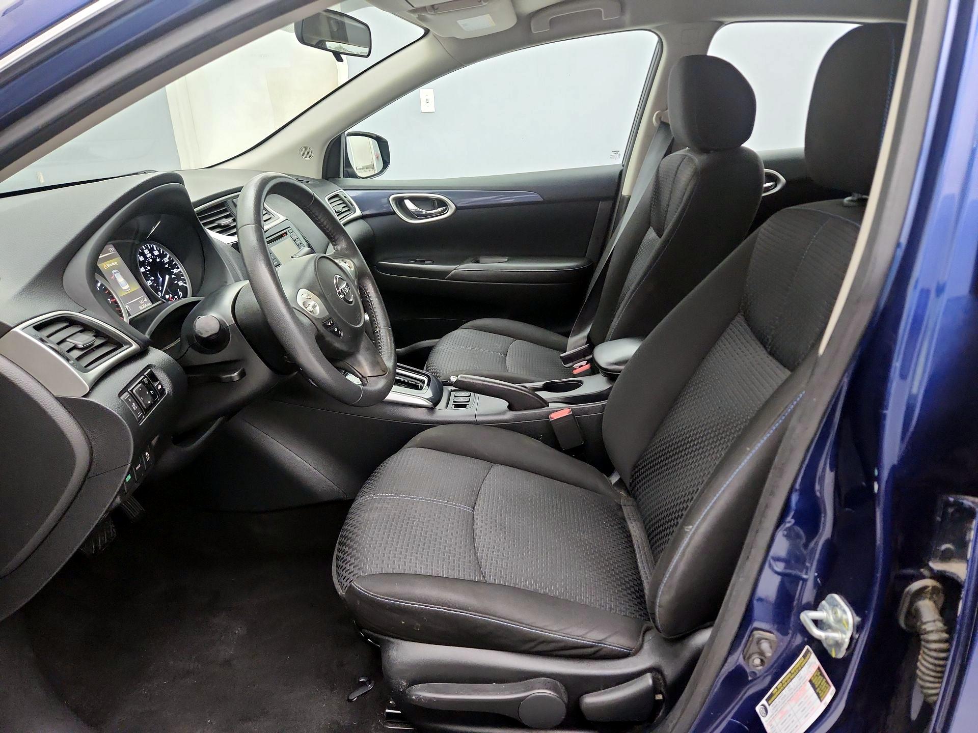 Thumbnail: 2017 Nissan Sentra - 11