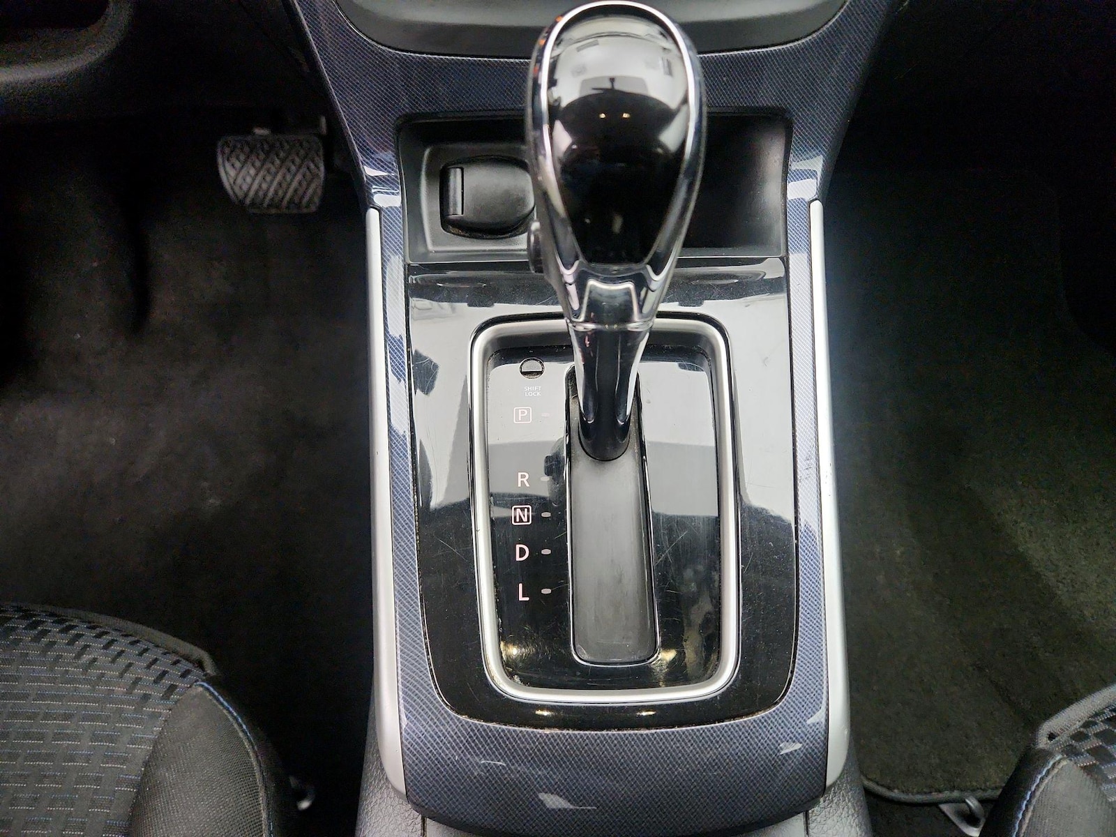2017 Nissan Sentra SR - Photo 18
