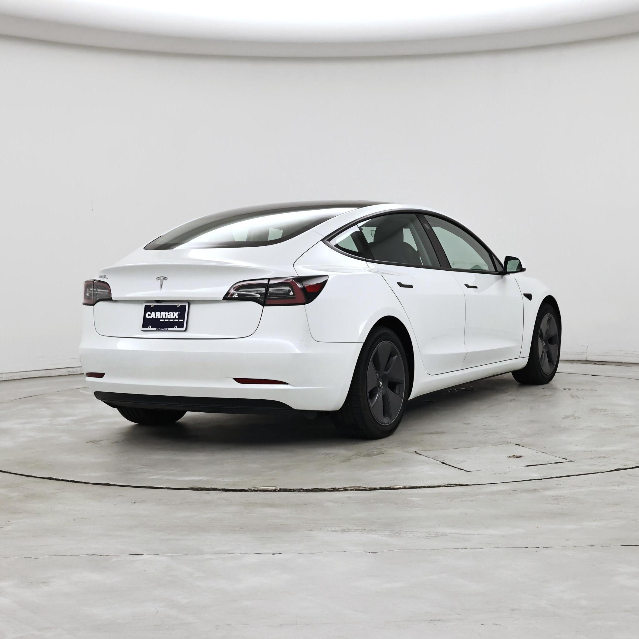Thumbnail: 2023 Tesla Model 3 - 8