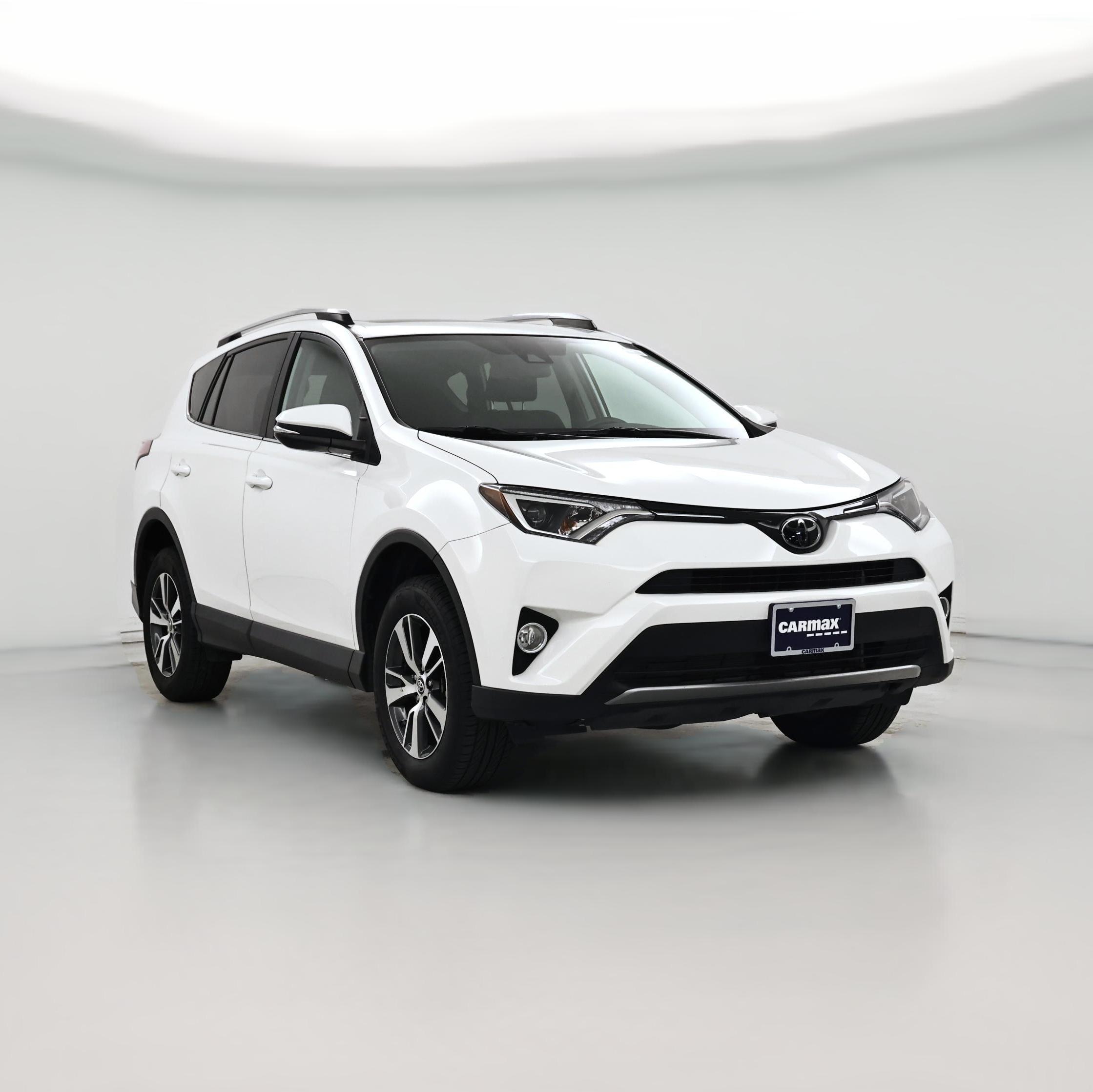 Thumbnail: 2018 Toyota RAV4 - 1