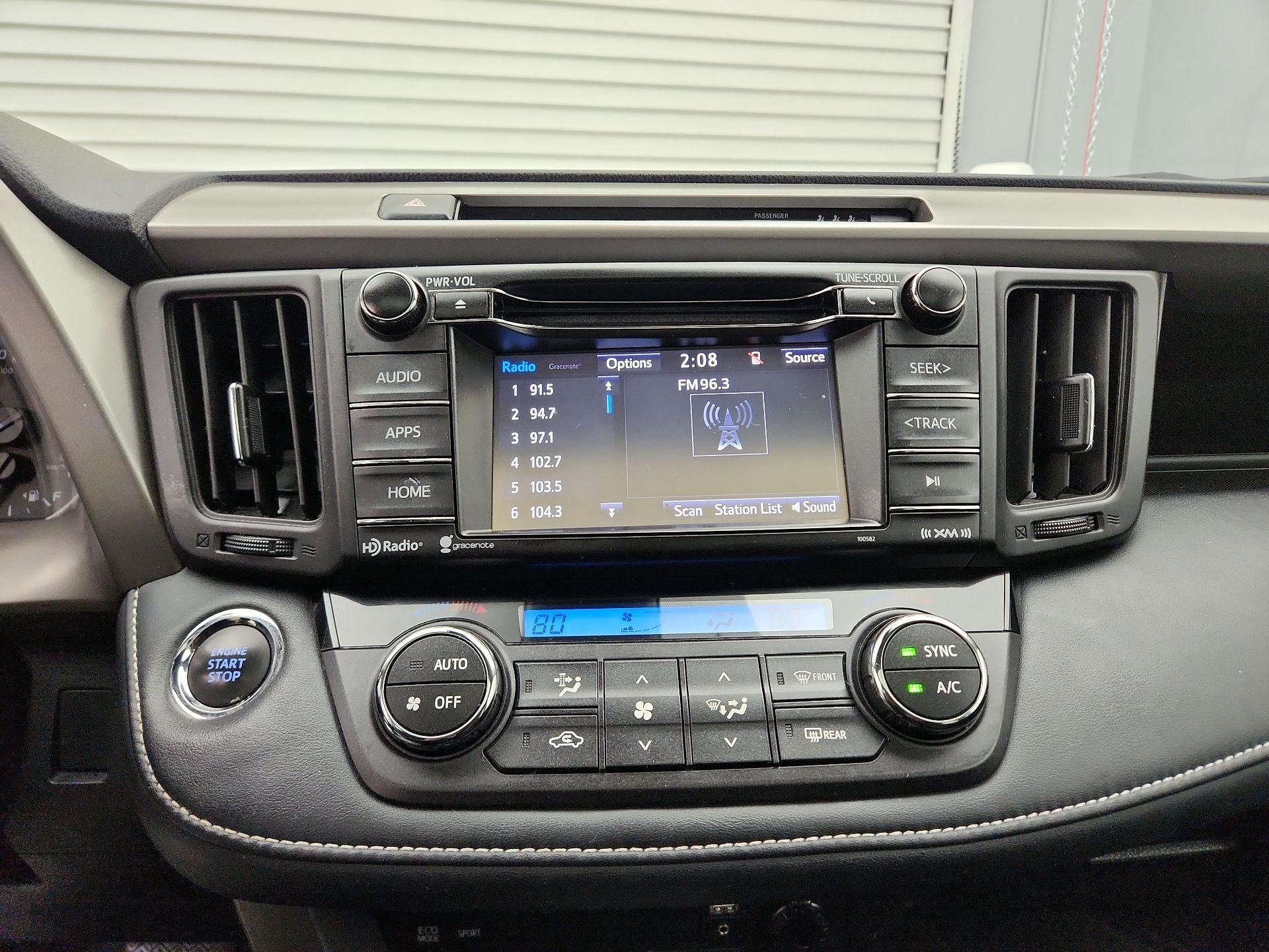 Thumbnail: 2018 Toyota RAV4 - 15