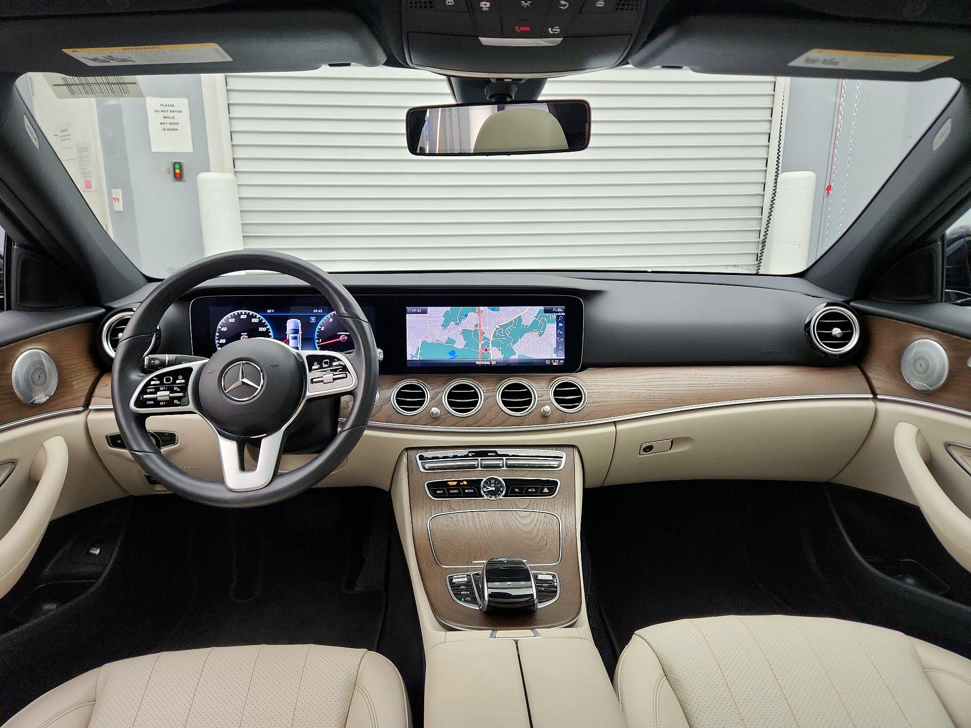 Thumbnail: 2020 Mercedes-Benz E-Class - 9