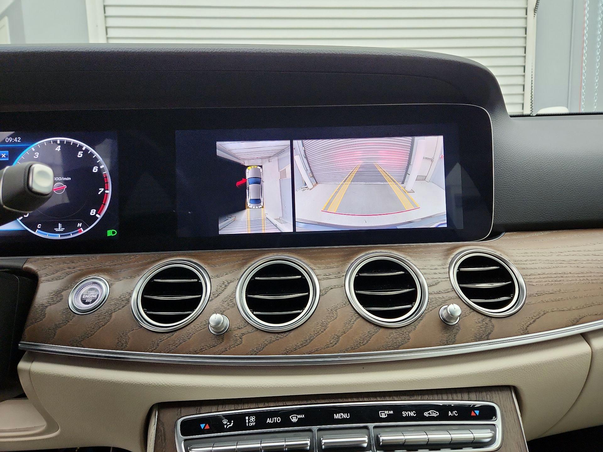 Thumbnail: 2020 Mercedes-Benz E-Class - 15