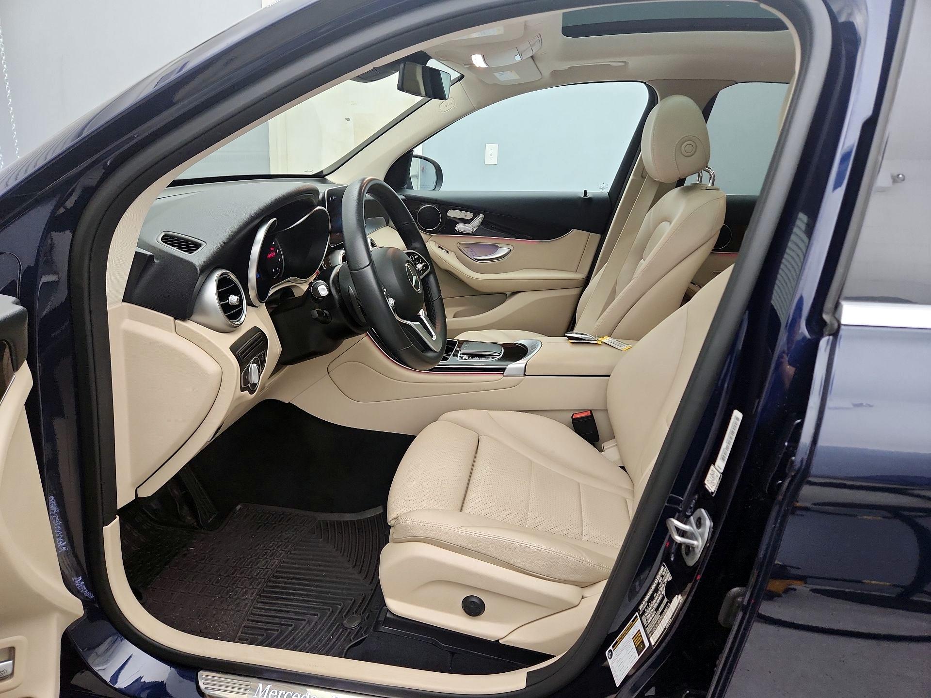 Thumbnail: 2022 Mercedes-Benz GLC - 11